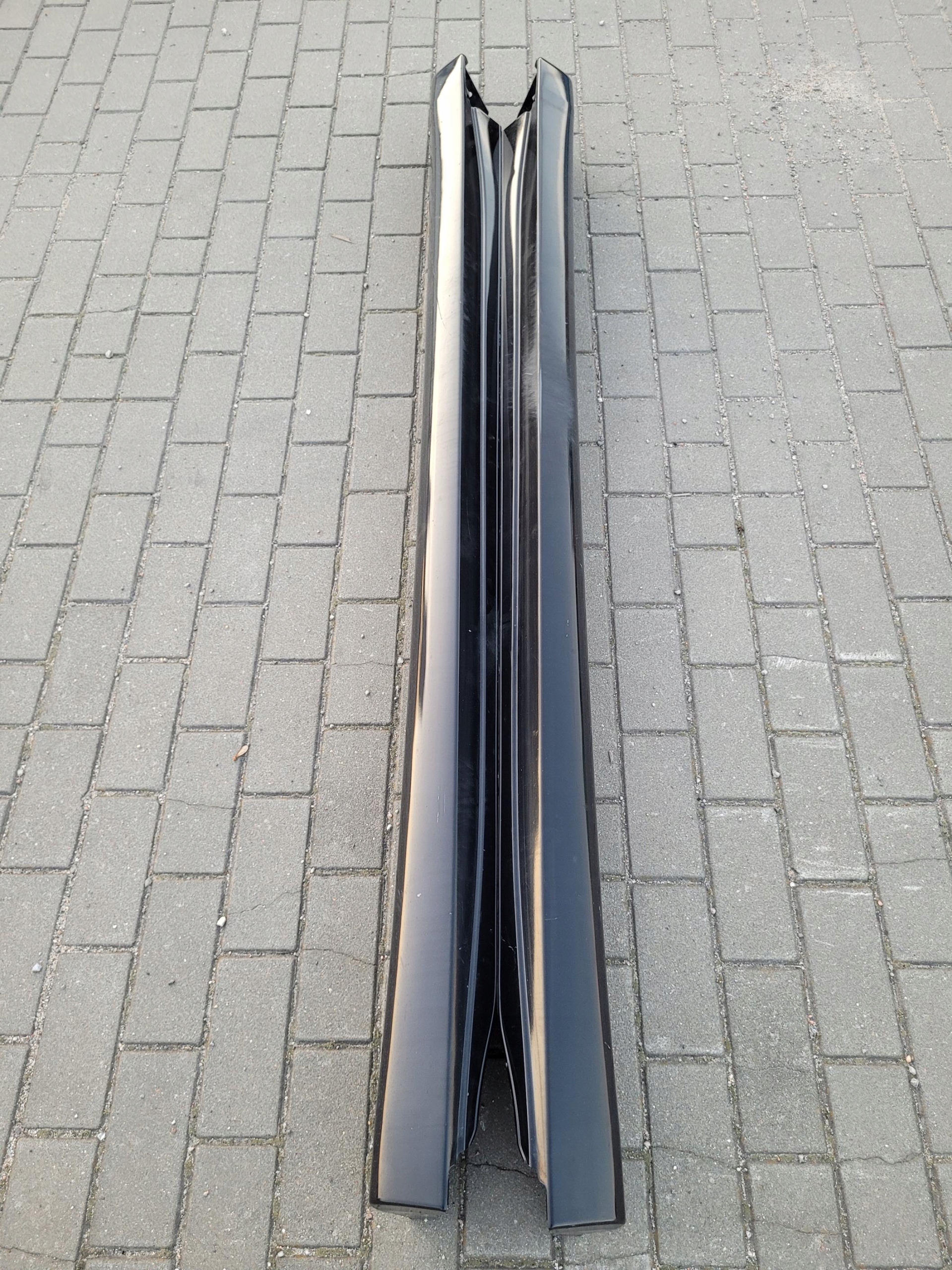 moulding threshold left threshold left 6512A421 MITSUBISHI OUTLANDER 3 III X42