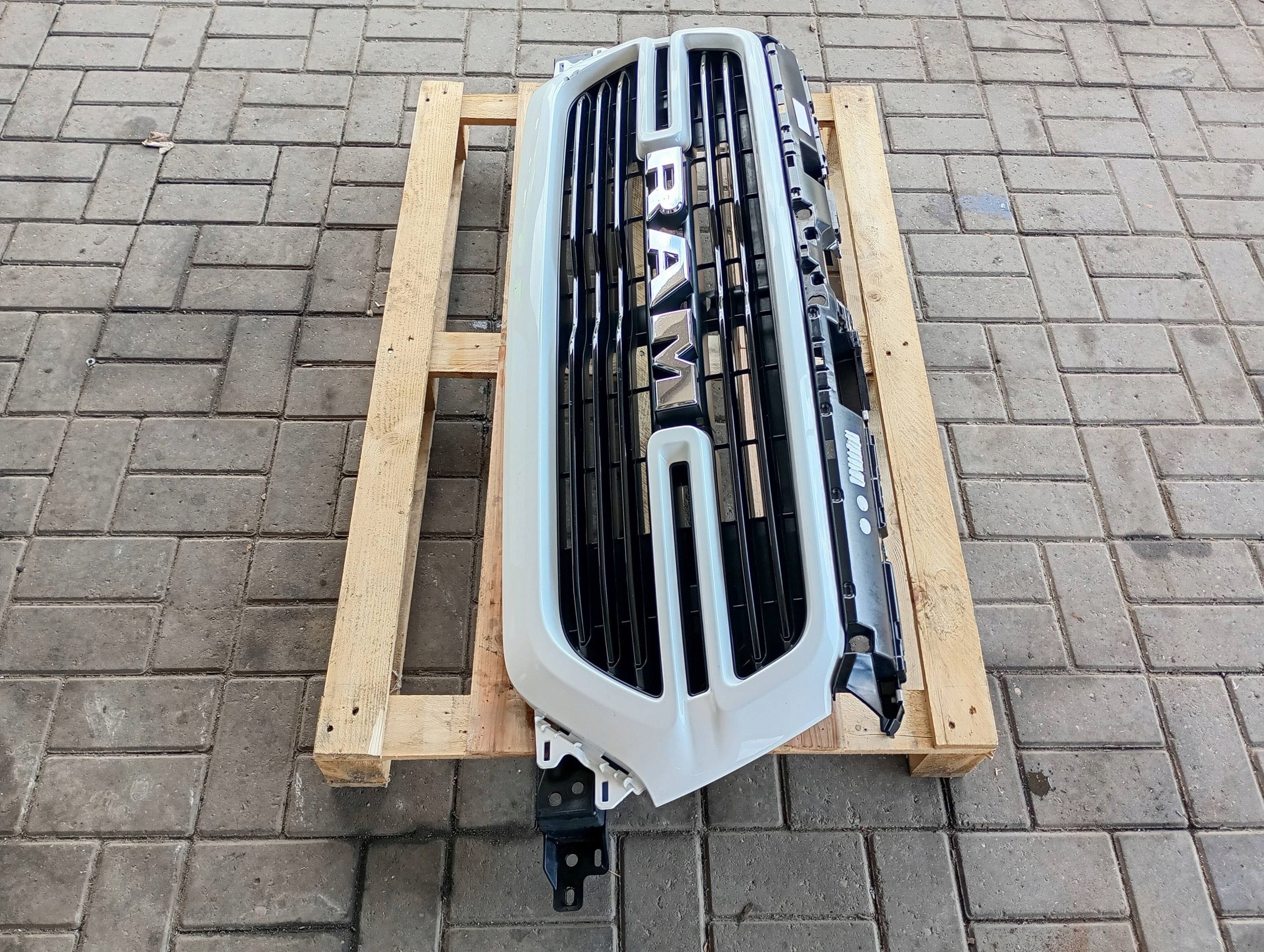 front PREKLADgrill grid front front Dodge RAM 1500 2019