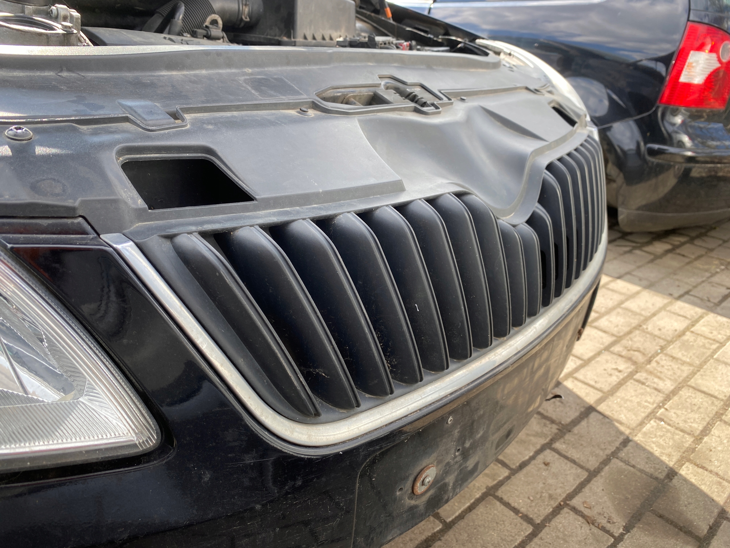 grill grille radiator Skoda Fabia II 2 FL 10-14