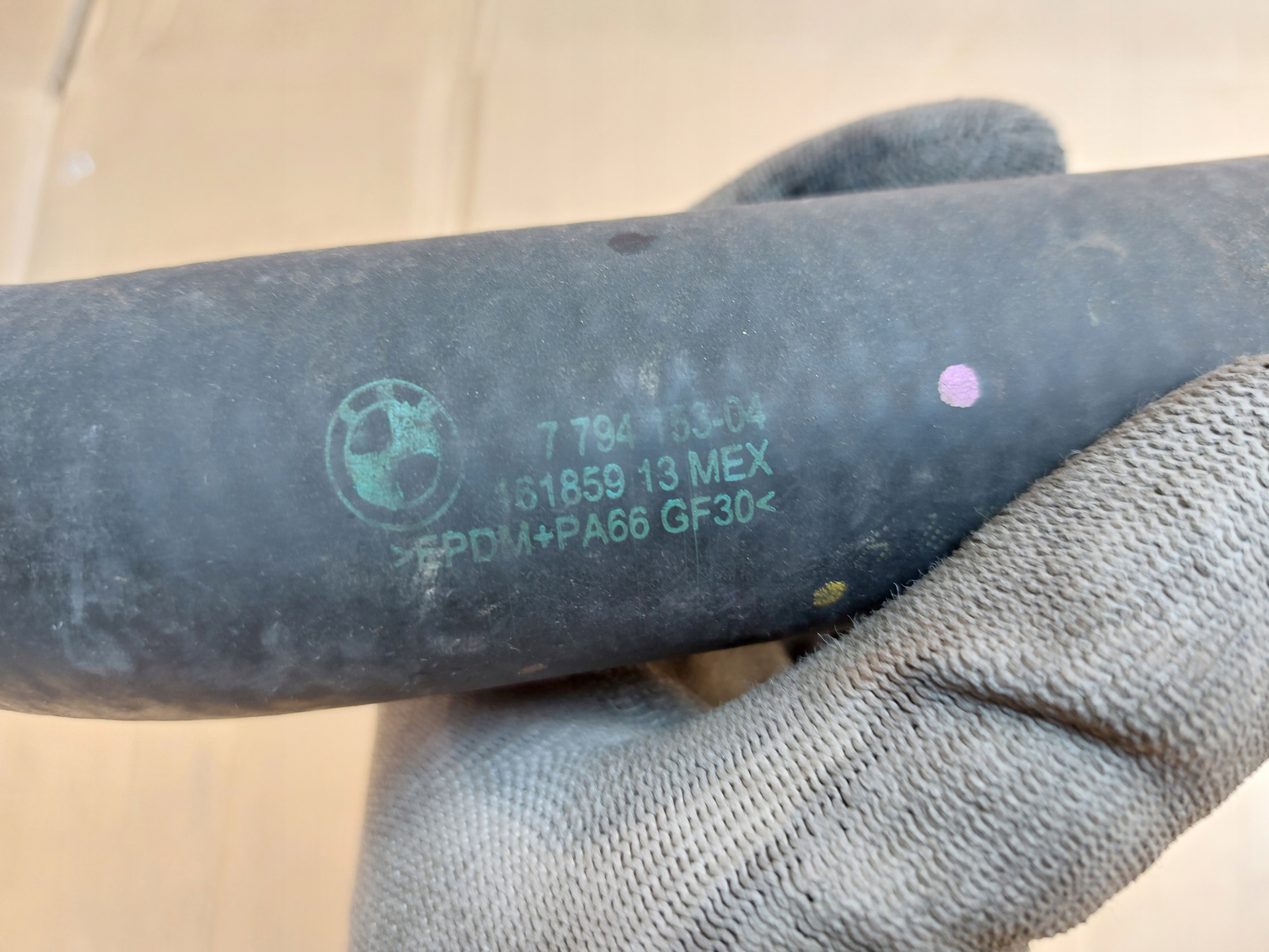 crijevo prijenos vode BMW X5 E70 3.0D 7794153
