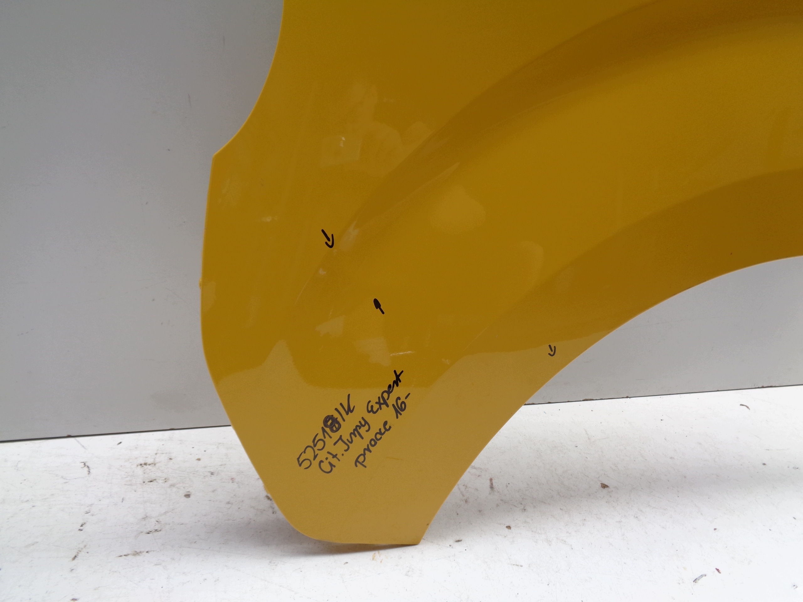 fender left front CITROEN JUMPY EXPERT PROACE 16- NR 52518