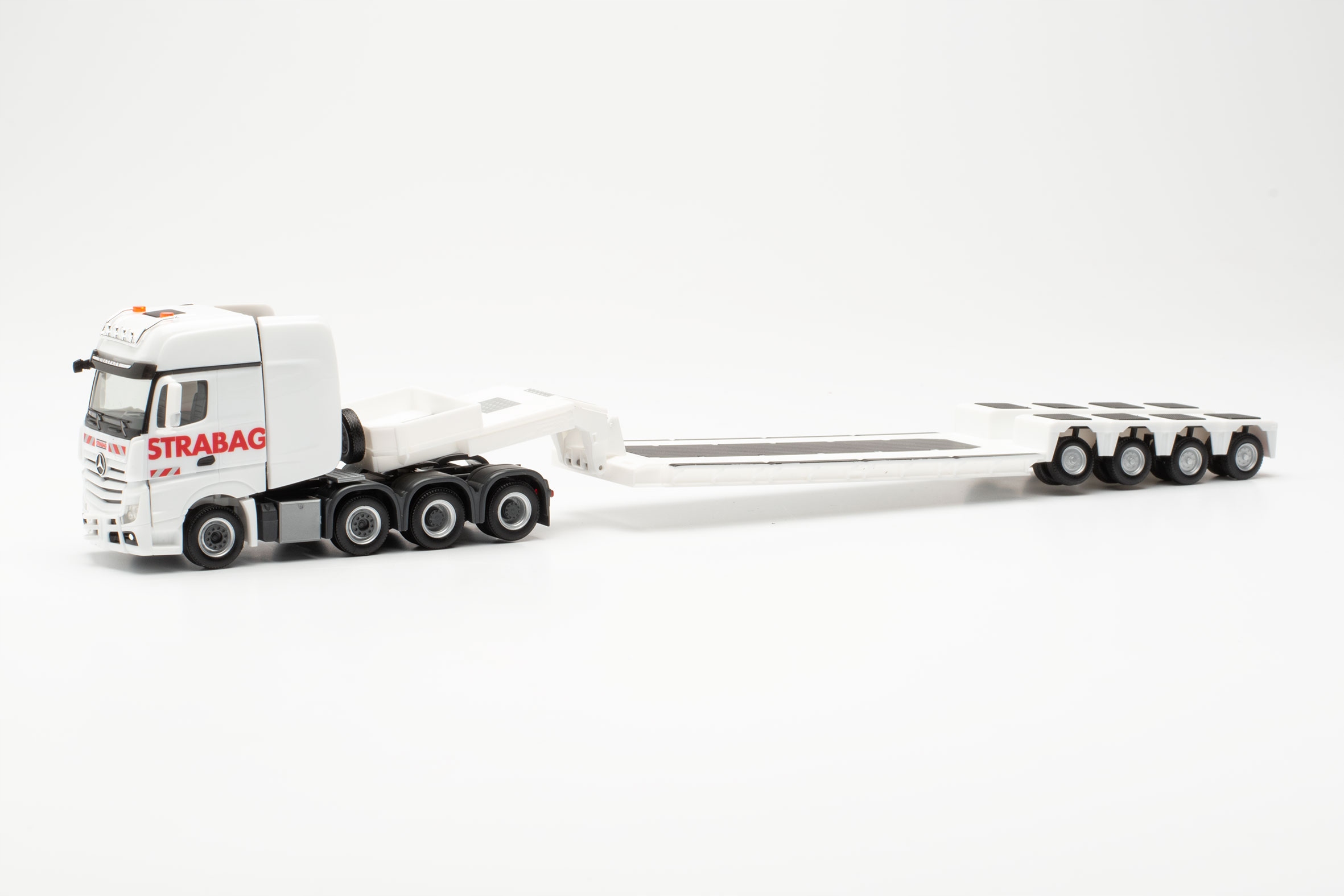 Herpa 317412 Mercedes-Benz Actros Gigaspace Tieflader Strabag
