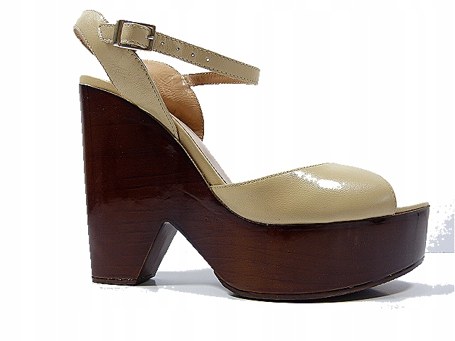 Bezové kožené sandály na podpatku a platformě 40
