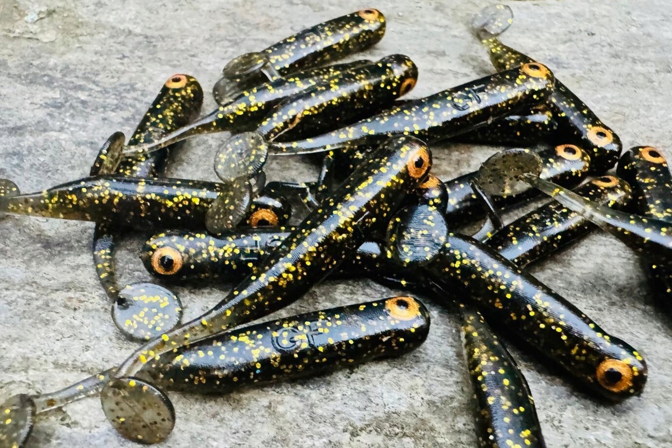 GF1 ripper, no scent,black&gold 10pcs 49mm x Typ Od Ryb