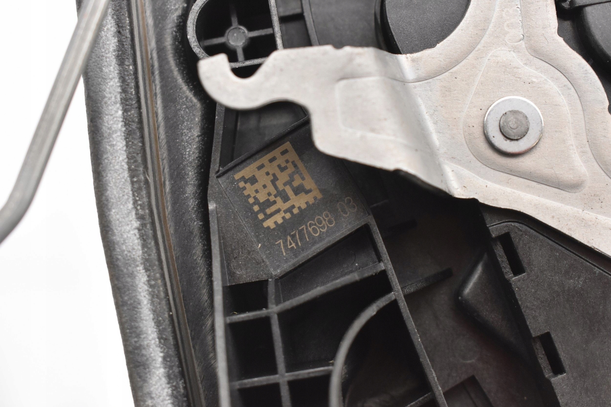 ZAMEK DRZWI PRAWY TYŁ 7477698 BMW M5 F90 Typ samochodu Samochody osobowe