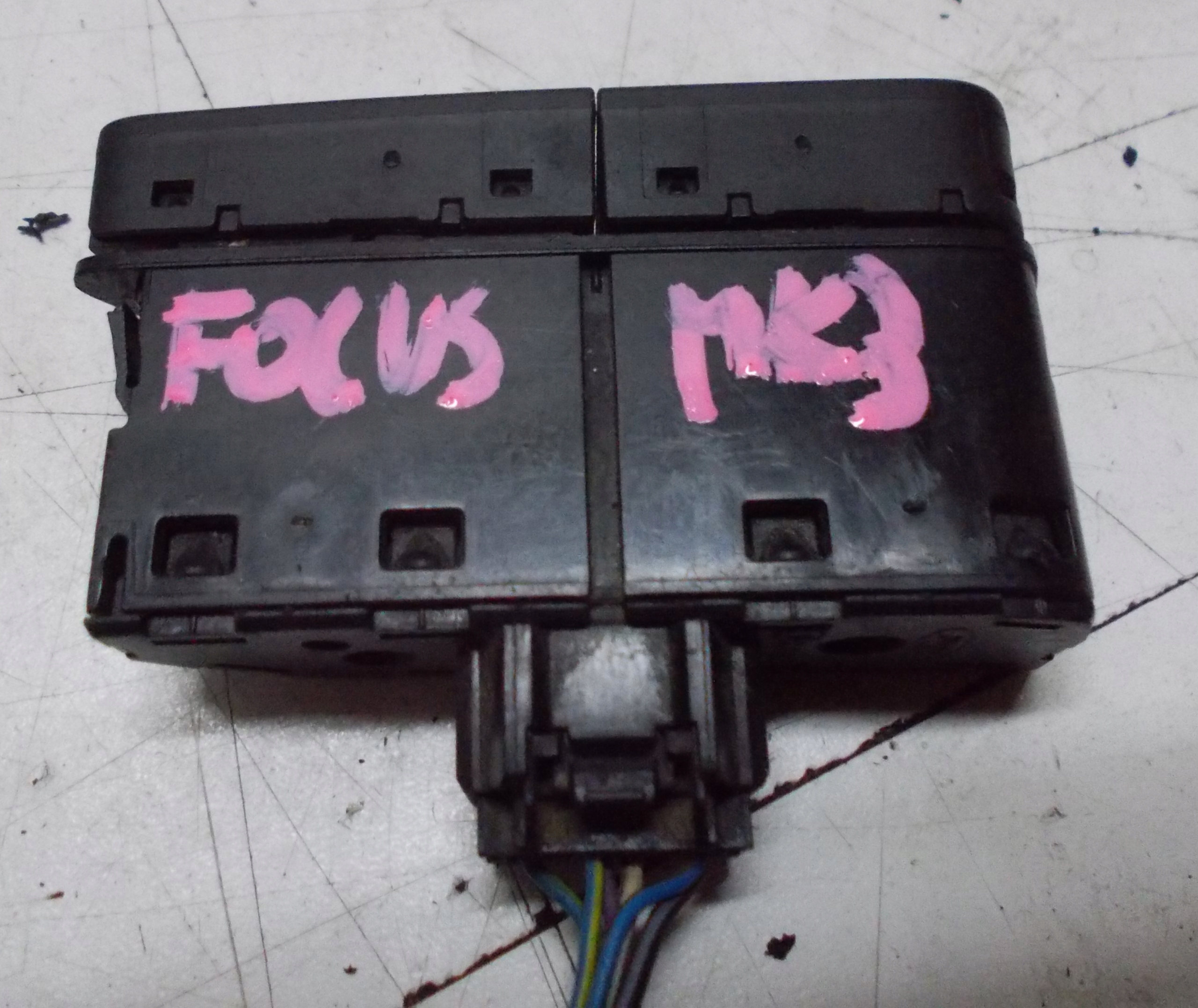 FORD FOCUS MK3 button ZAPLONU START STOP 14B436FB
