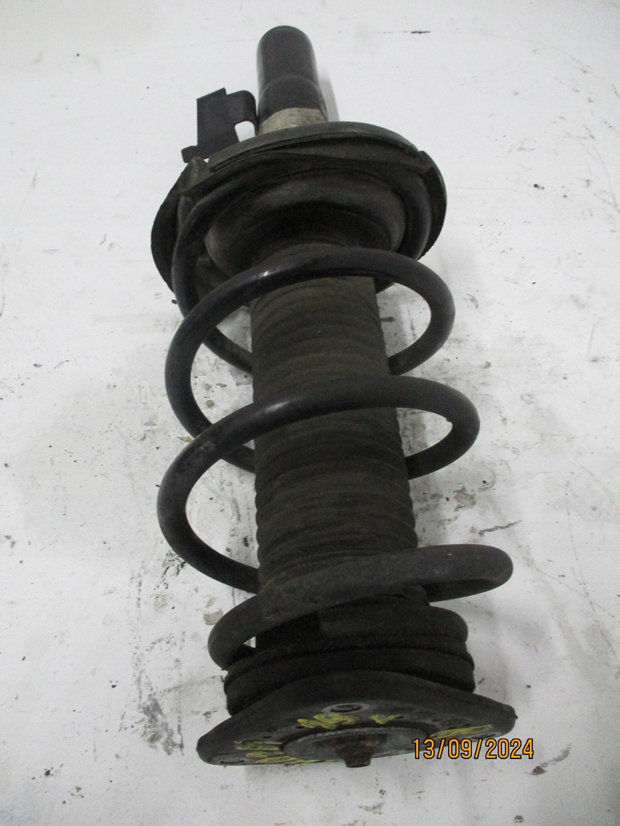shock absorber amor front right VOLVO V40 II 19r P31406829