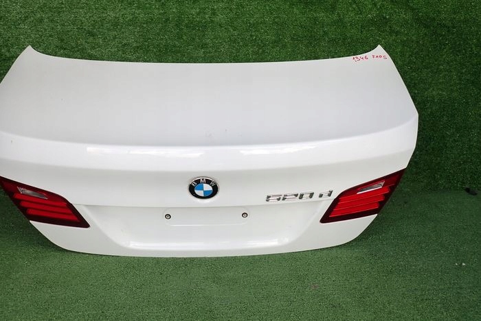 BMW F10 5 sedan boot doors rear part