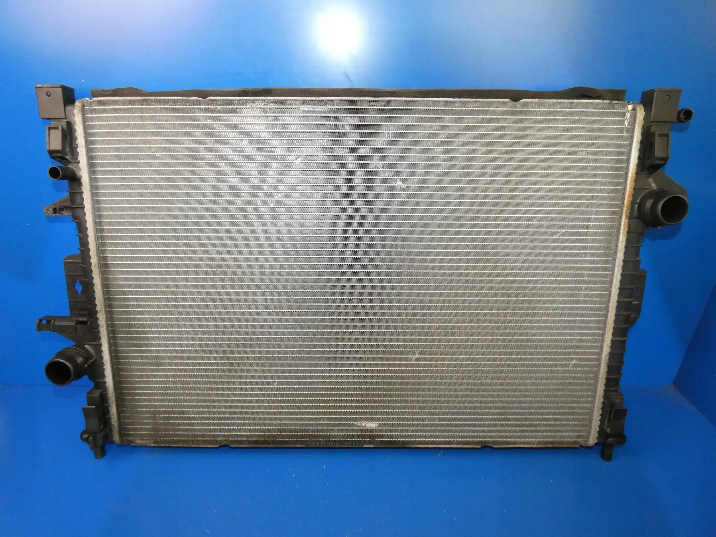 VOLVO V40 II 1.6 D2 water cooler AUTOMAT