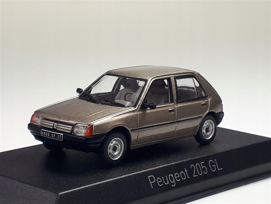 Peugeot 205 GL 1988 Light Brown metallic 1:43
