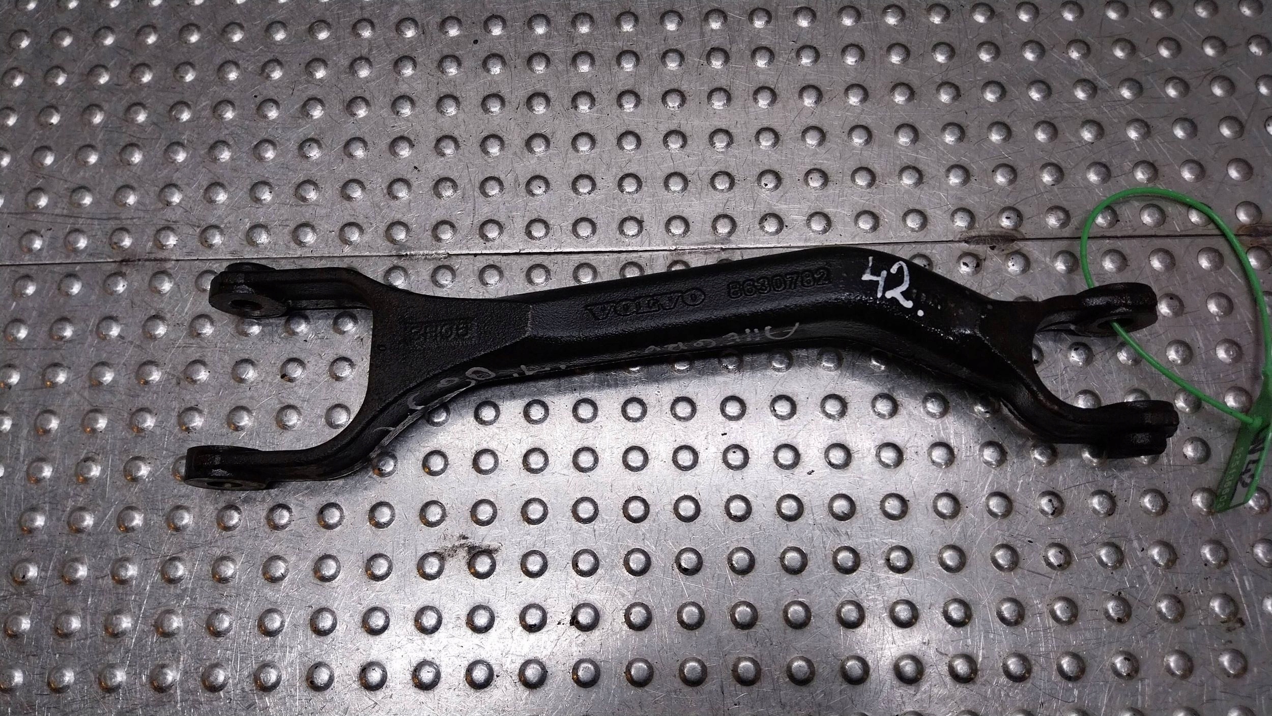 Querlenker links heck 8630782 VOLVO XC90 1 und 2.4 D5 AWD