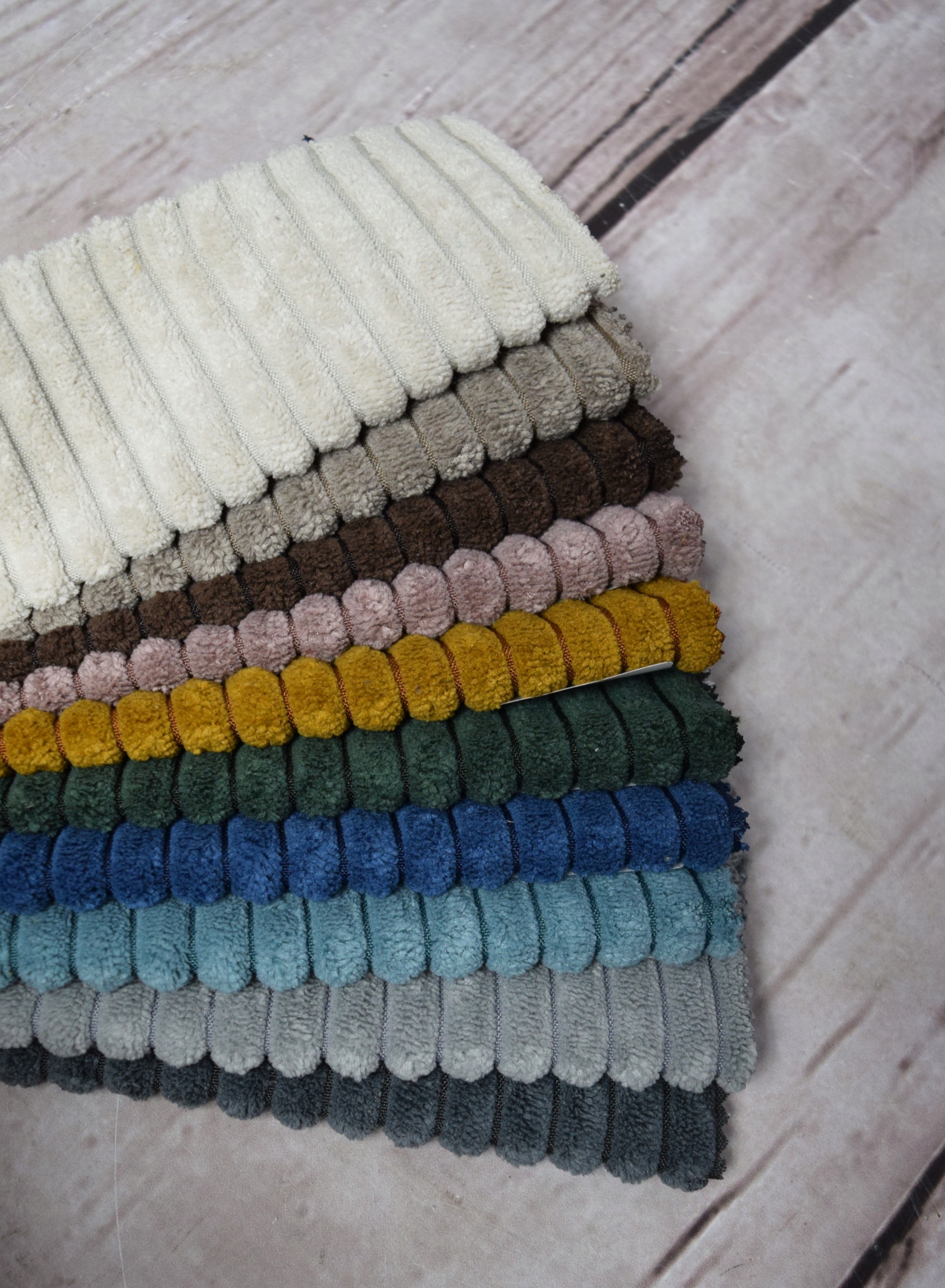 POSZEWKA 60x40 POSO LINCOLN sztruks welur kolory Szerokość produktu 40 cm