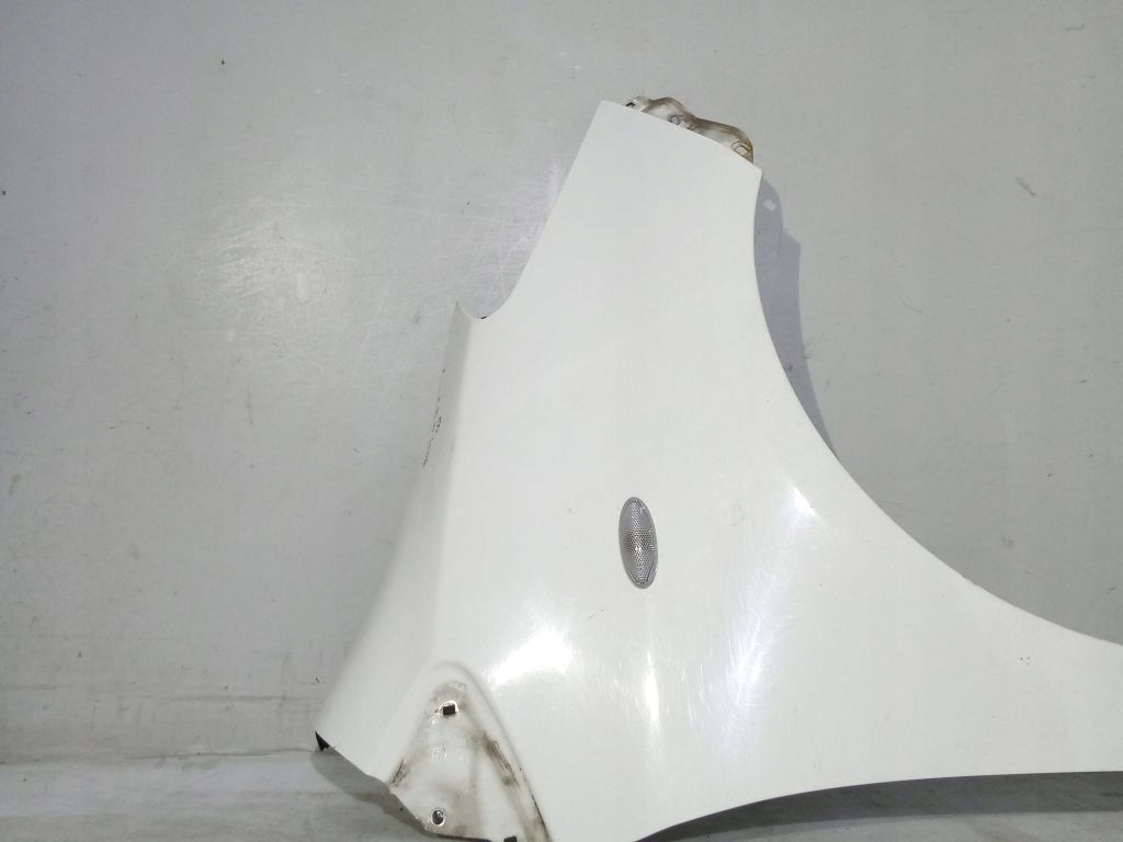 Toyota Yaris II 2 parafango Destra 068