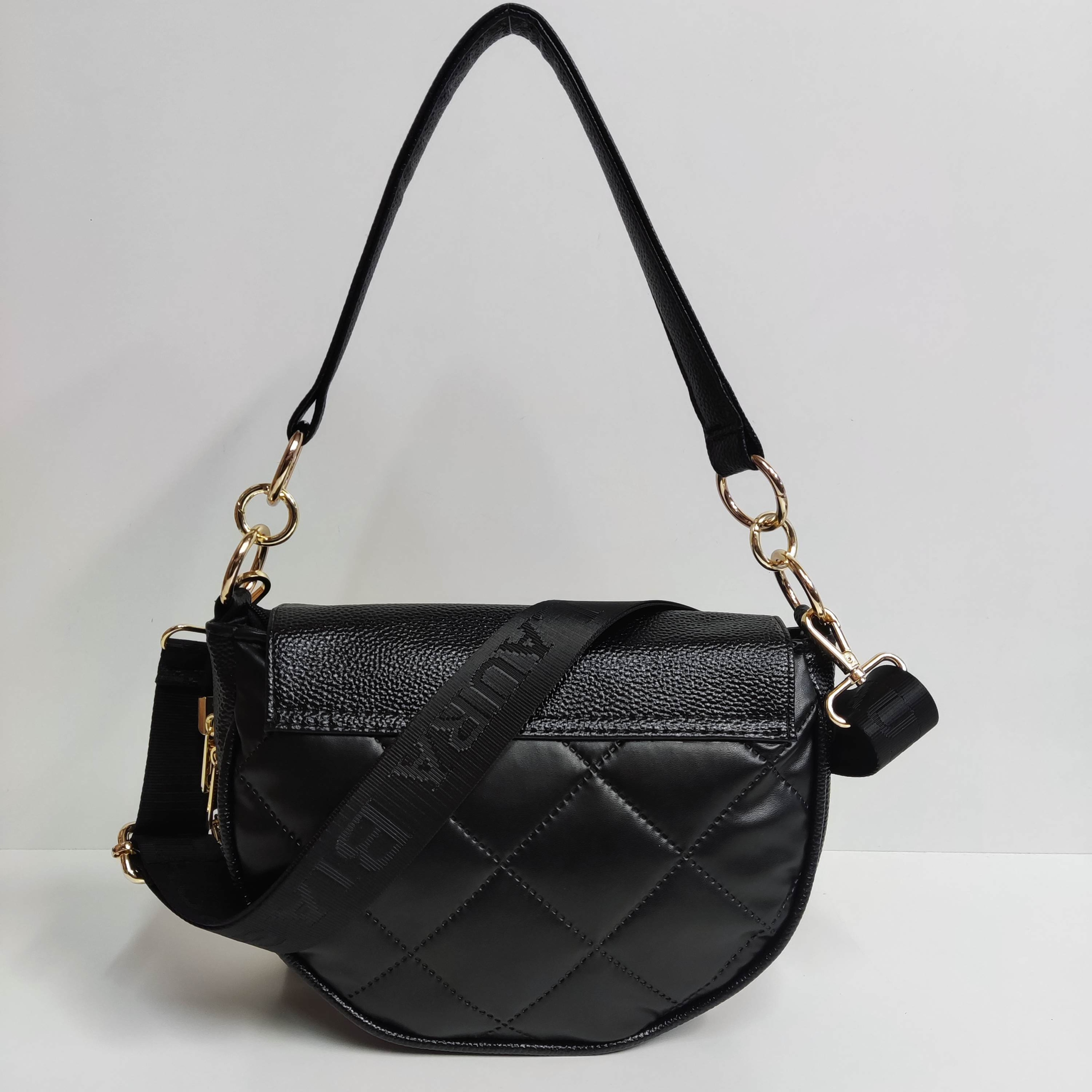 Torebka listonoszka Laura Biaggi czarna pikowana Kolor czarny