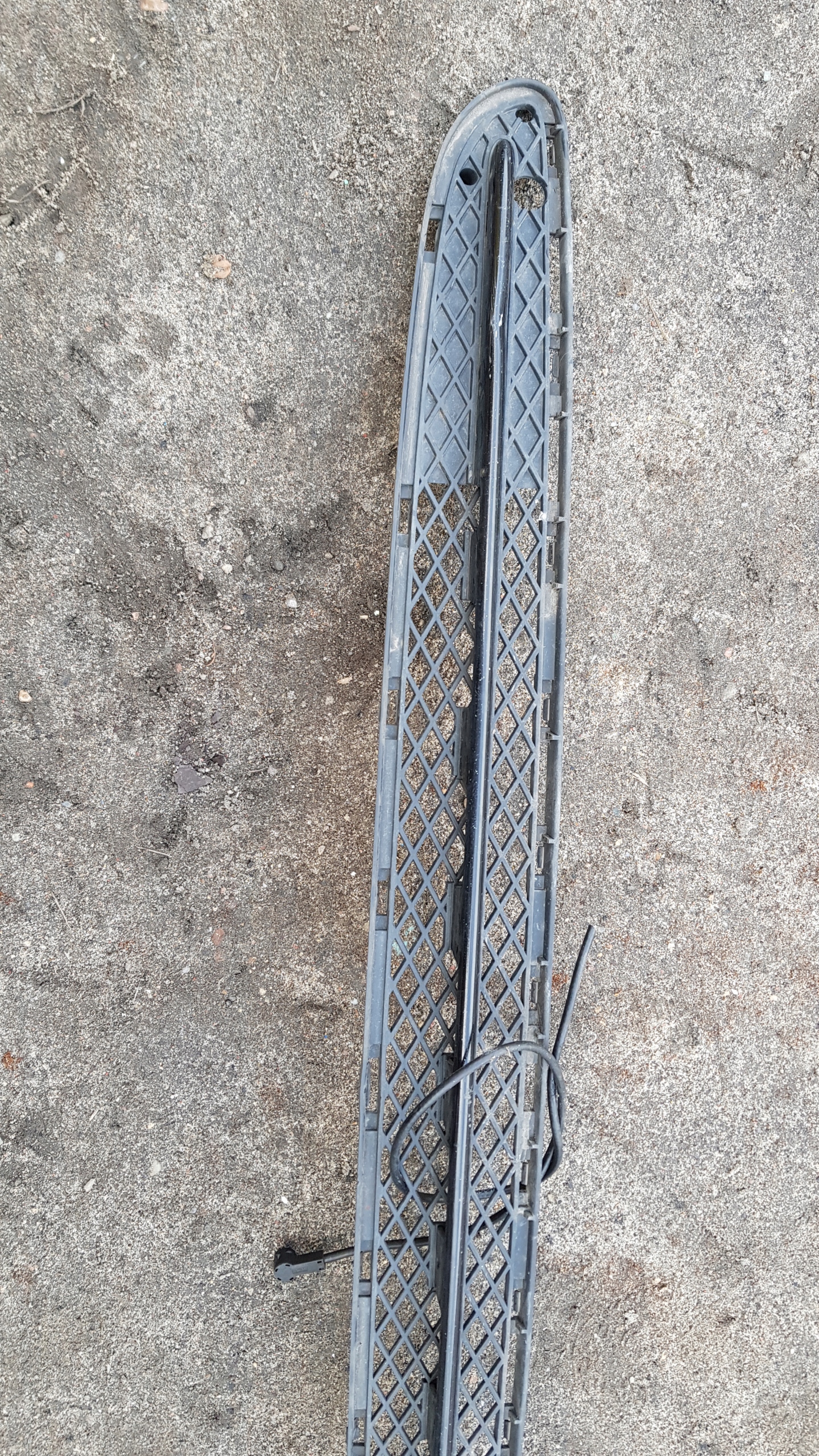 MERCEDES W203 grid of a bumper DOL front