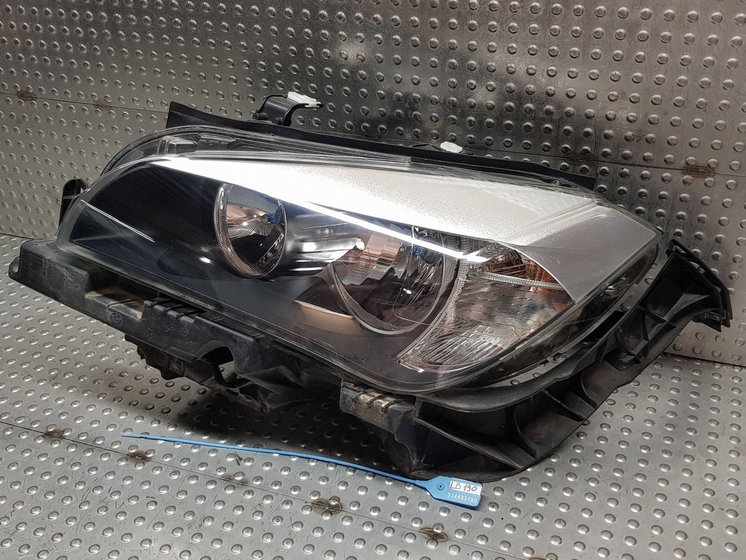 REFLEKTOR light left front BMW X1 E84 09-12 EUROPA