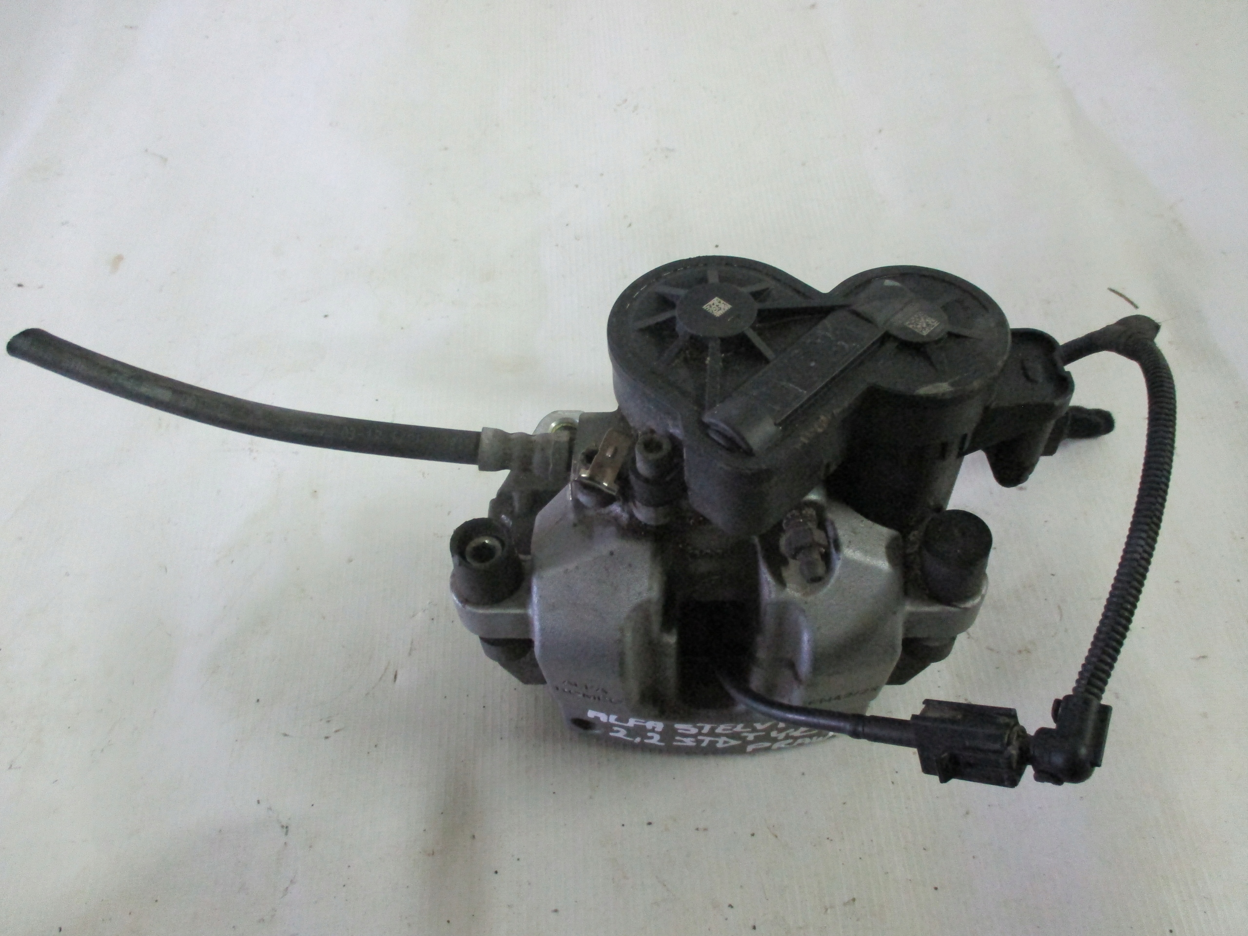 caliper right rear part Fiat Stelvio 2,2