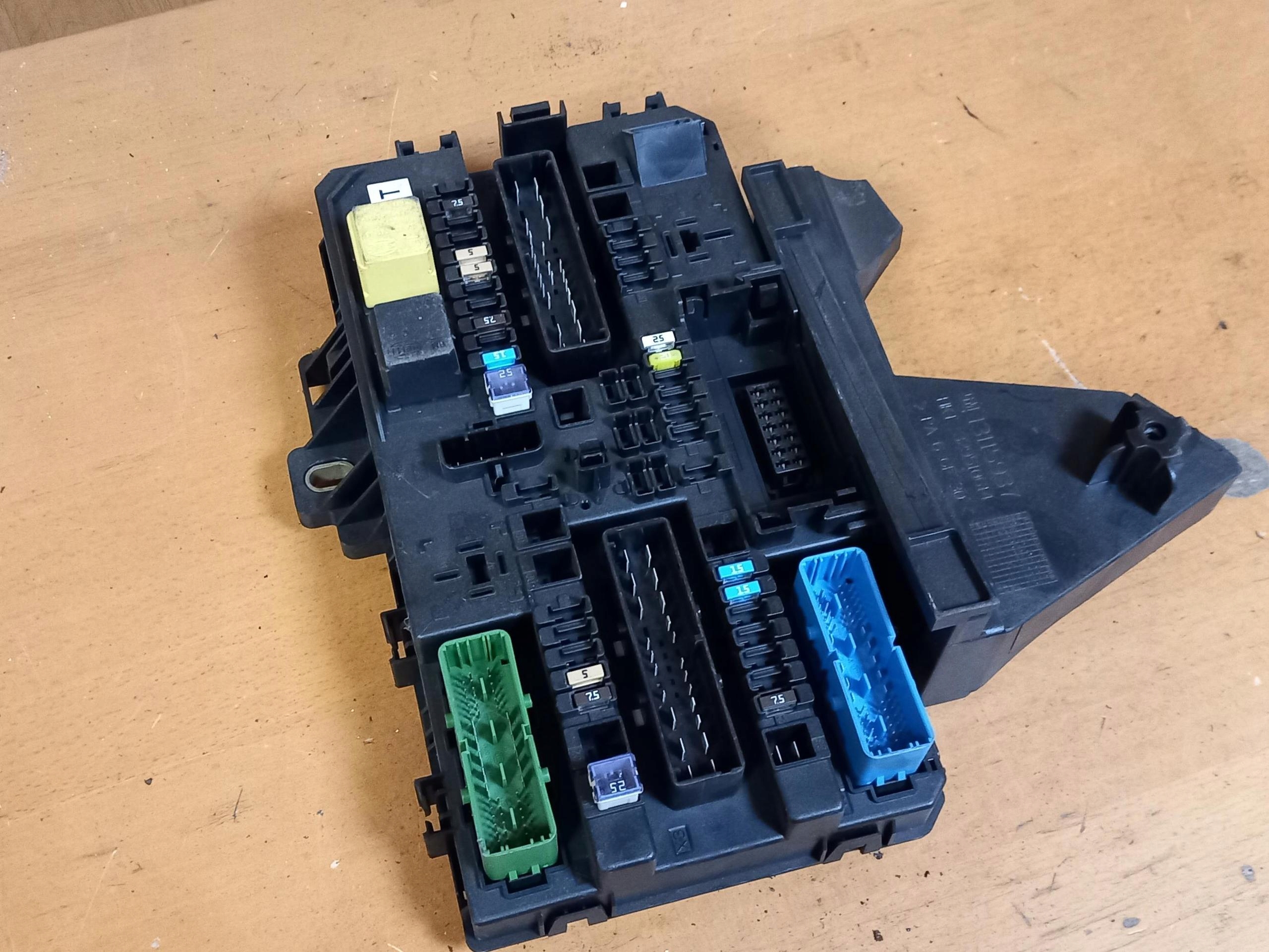 compartment module BSI OPEL ASTRA H 1.7 CDTI 13115937 04-14