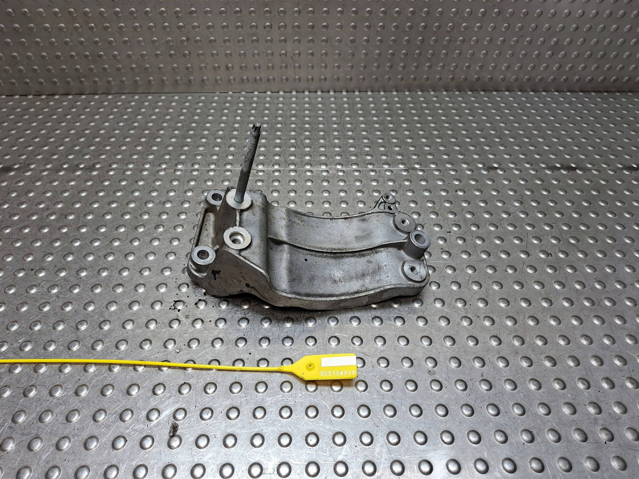 Console Support Support plaque Alternateur JEEP GRAND CHEROKEE WK2 14- 3.0 CRD VMM