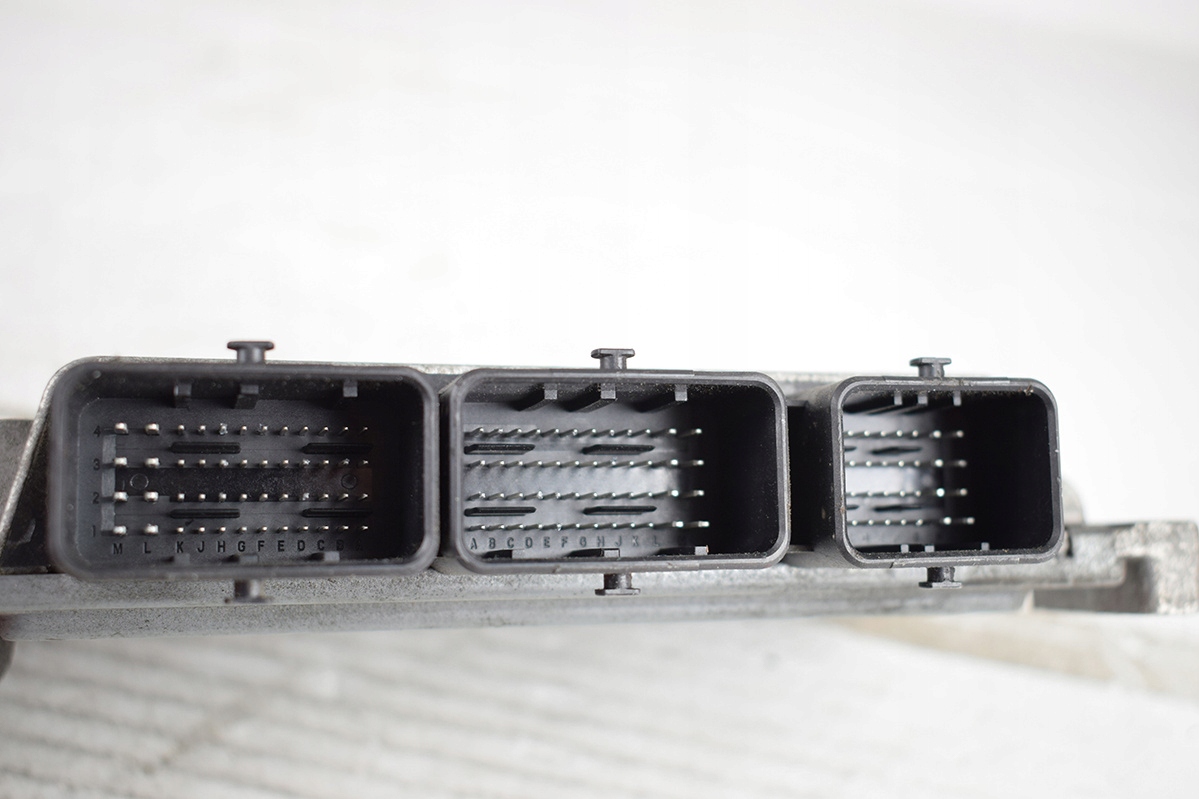 computer control unit RENAULT CLIO 237101907R