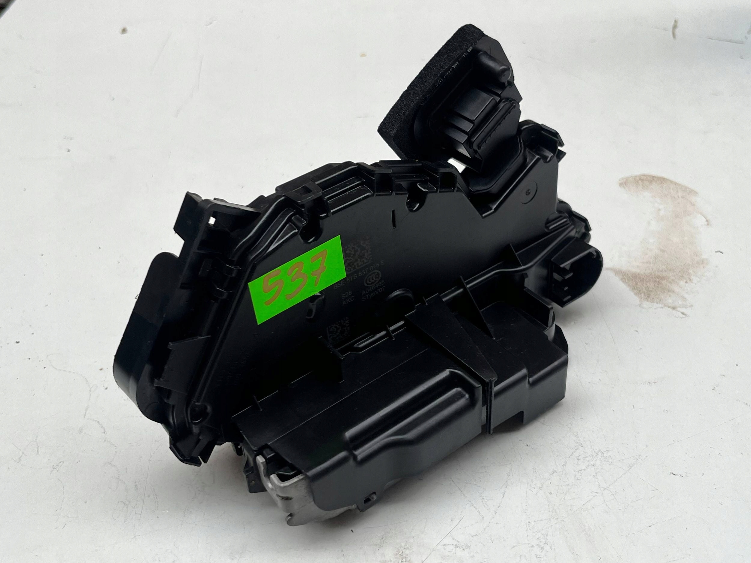 VOLKSWAGEN SEAT SKODA lock door left front 5TB837015E @M