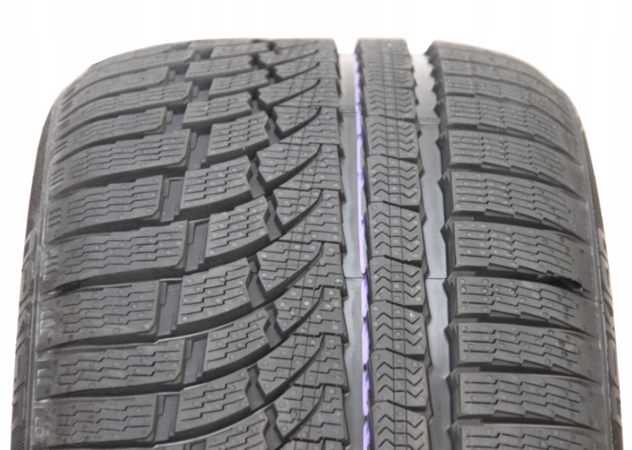 

Opony zimowe Nokian Wr A4 215/50R17 95V XL