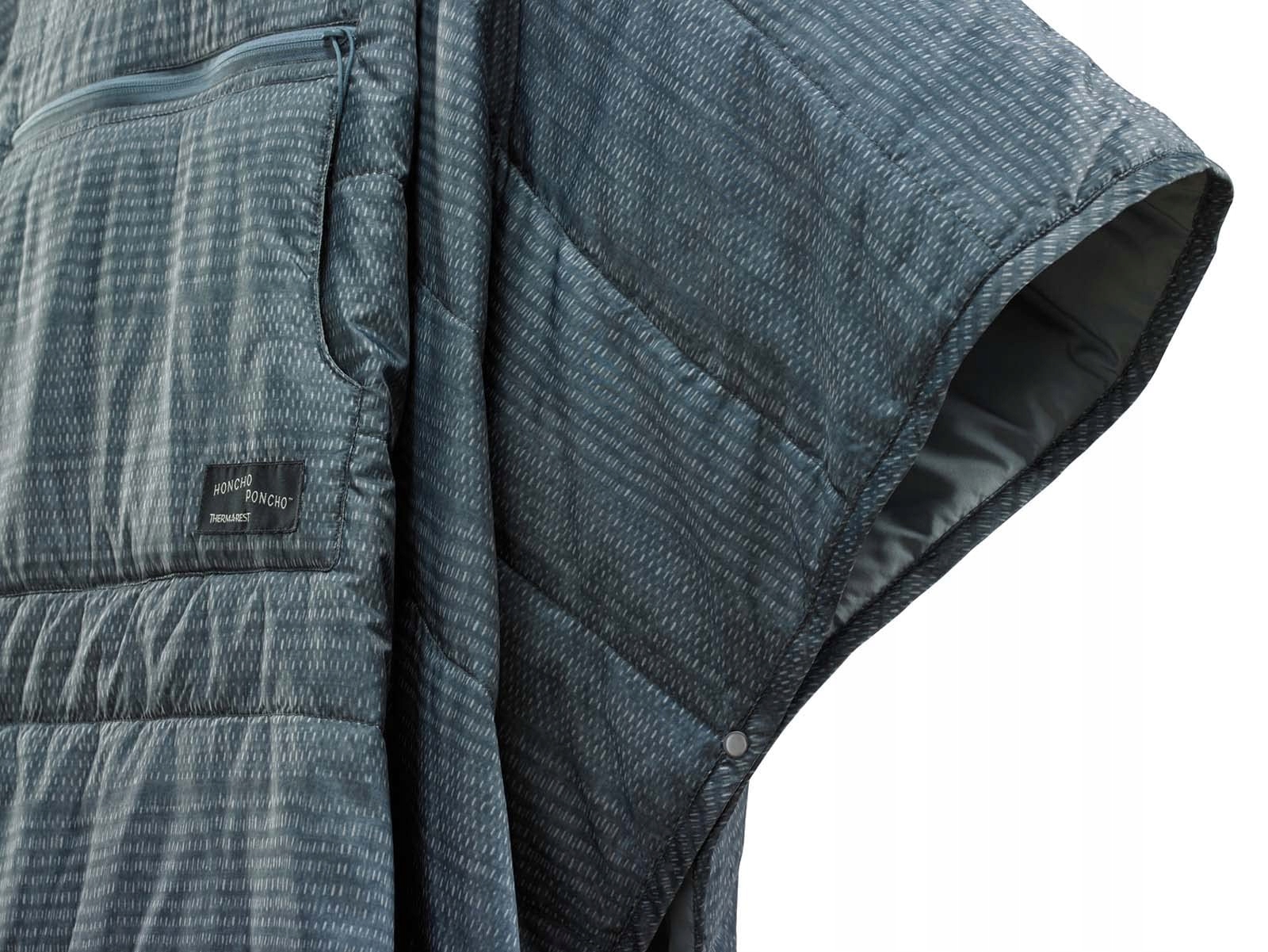THERM-A-REST Honcho Poncho Przenośny Koc Z Kapturem Niebieski Wzór — miniatura 7