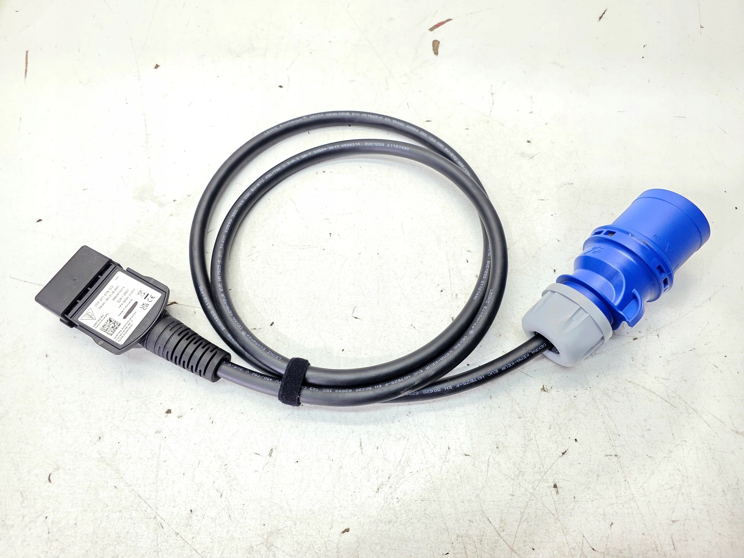canalisation charge DO GNIAZDKA électrique AUDI Q4 E-TRON 7PP971678GG