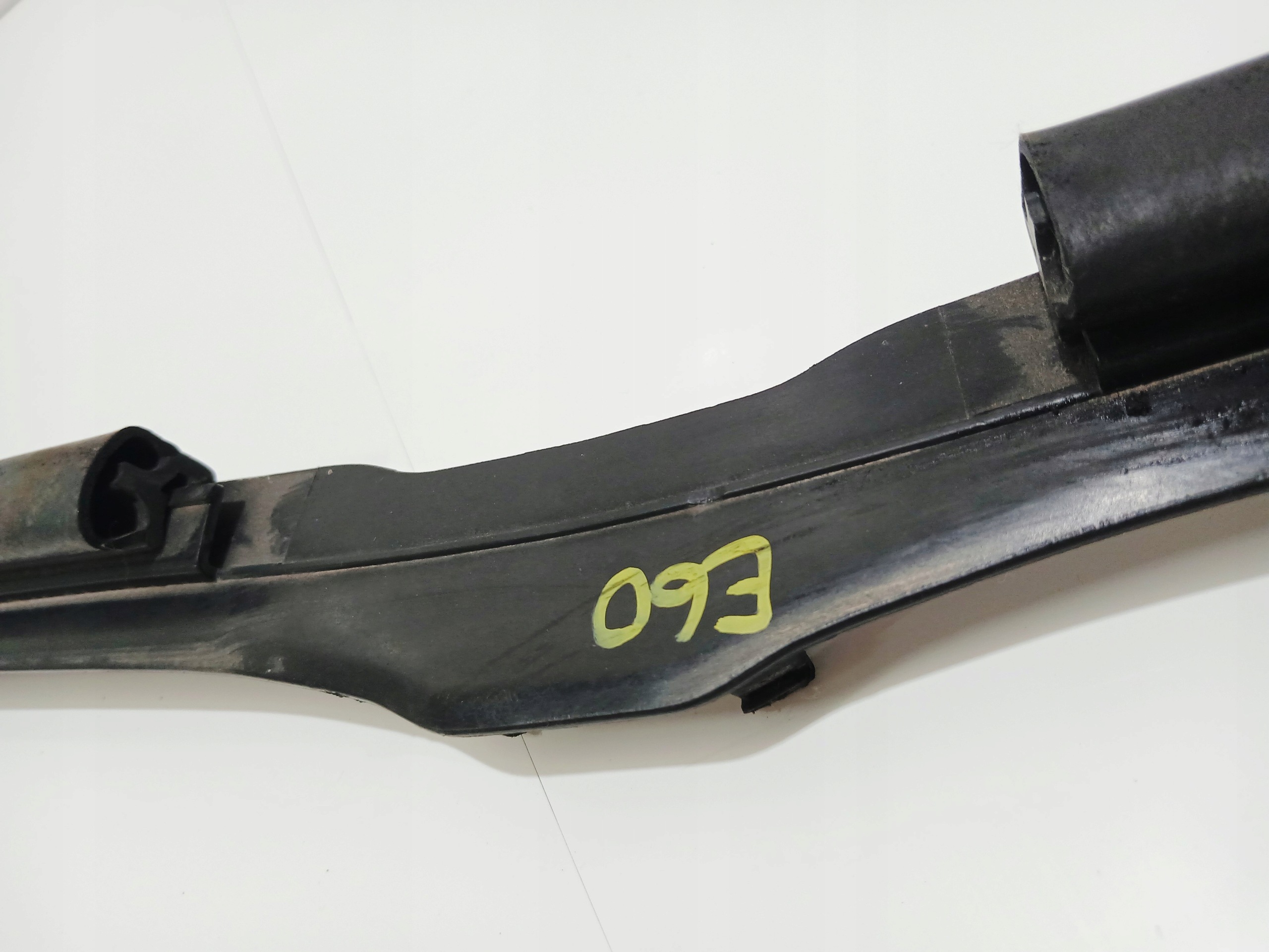 kryt lišta nárazníku předek BMW E60 E61 OE 7063835 (0000461)