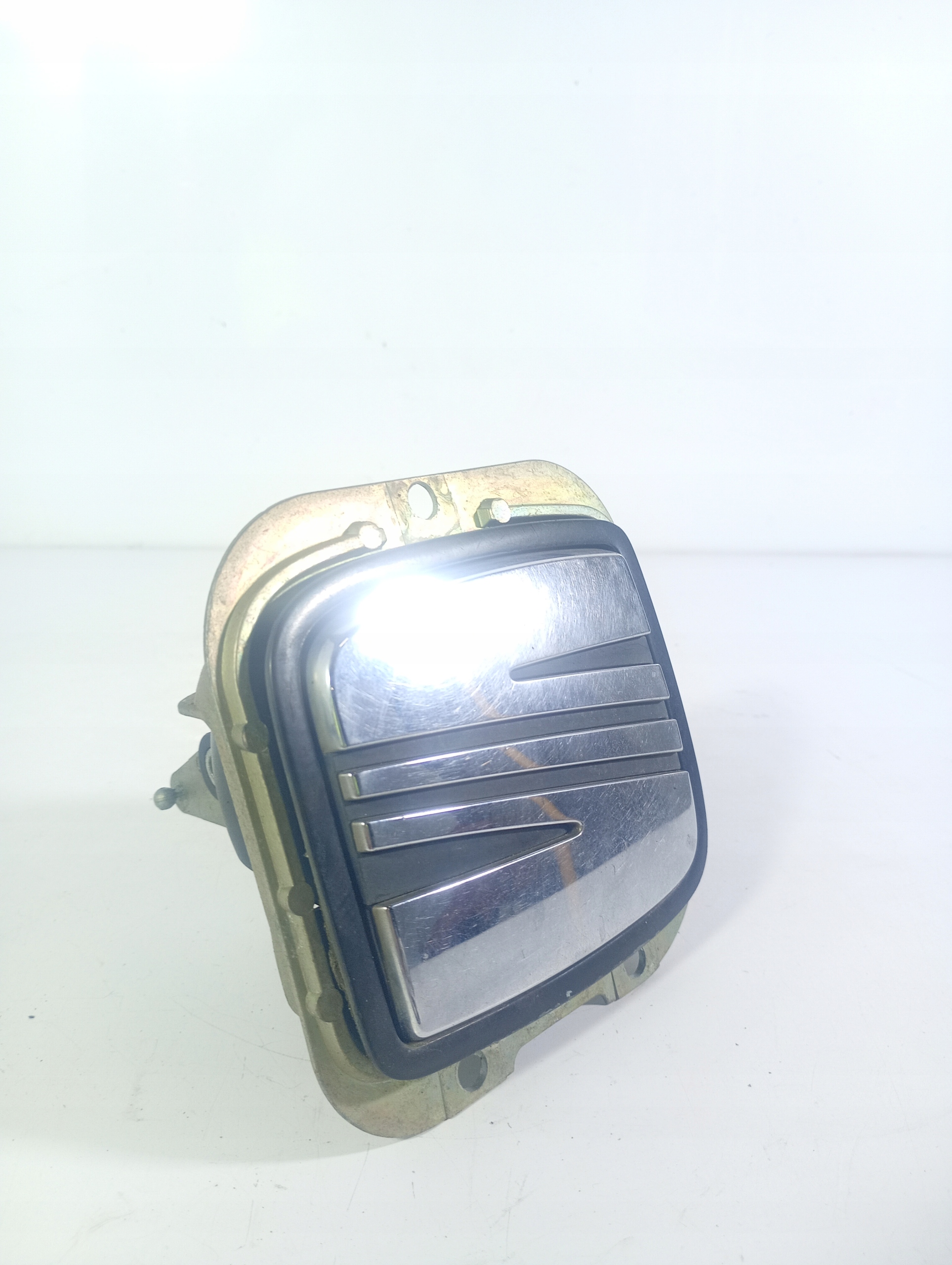 Seat Leon 1 and 99-06 handle bonnet boot rear rear part OE 1M6827565