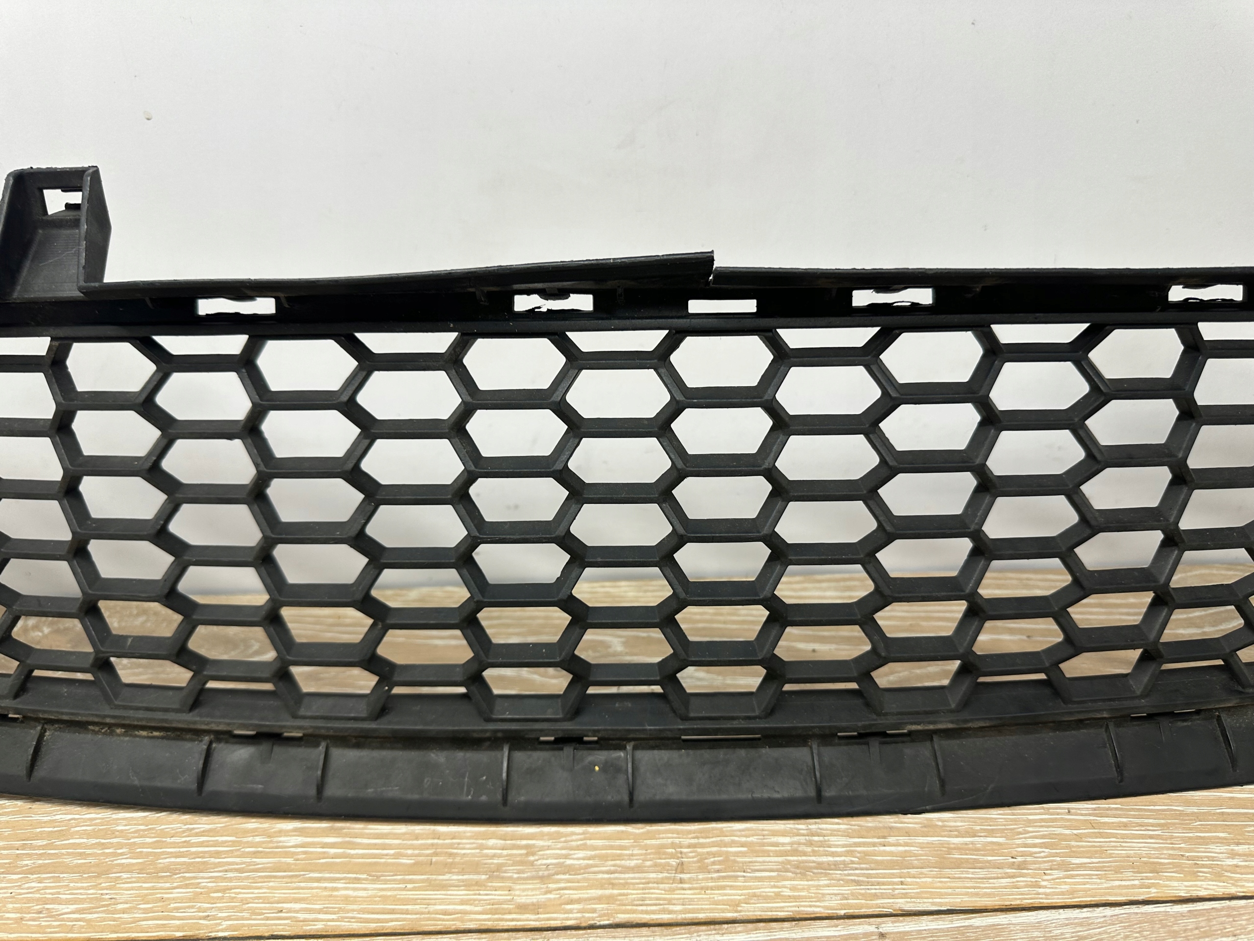 BMW E70 m-packet mřížka střední nárazníku předek
