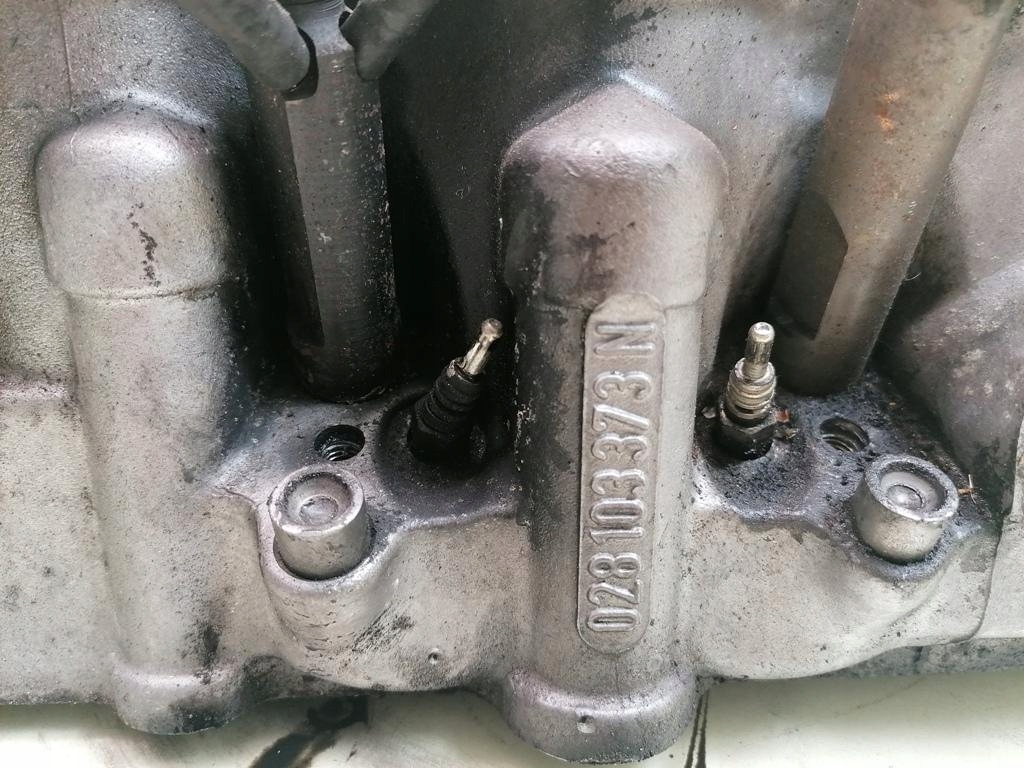 GŁOWICA VW PASSAT B5 1.9TDI 81KW 99R 028103373N Typ silnika Diesel