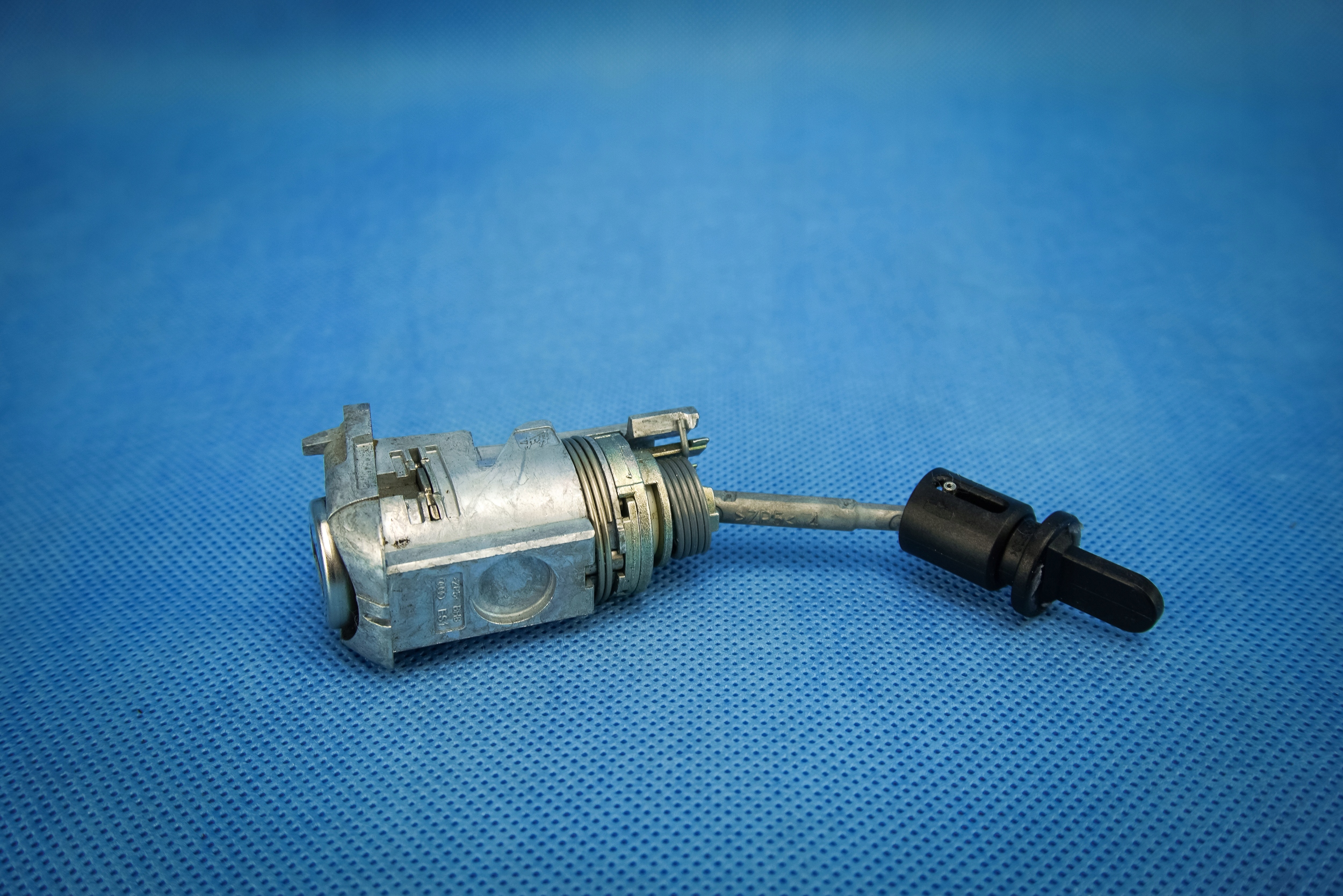 Insert de la serrure Chauffeurs Audi A8 S8 4H 4H1837167A