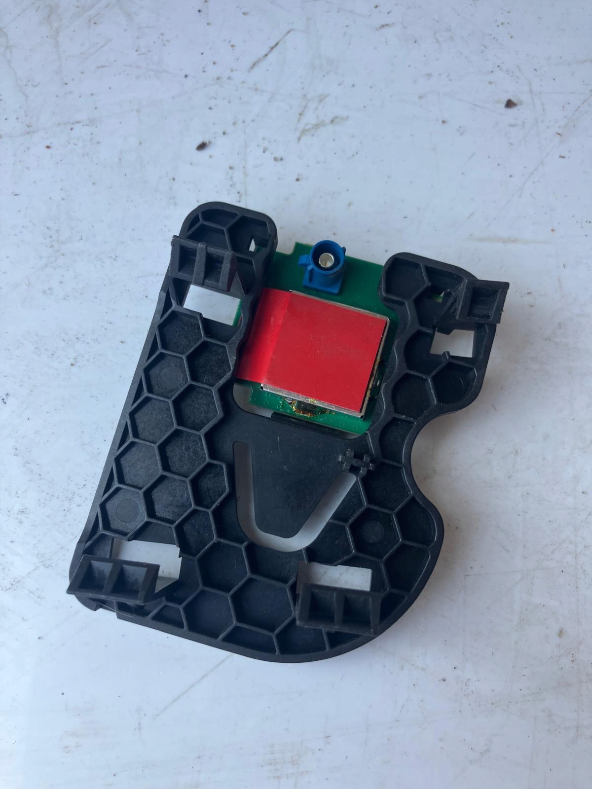 Antenne GPS SKODA FABIA III 8S7035503B