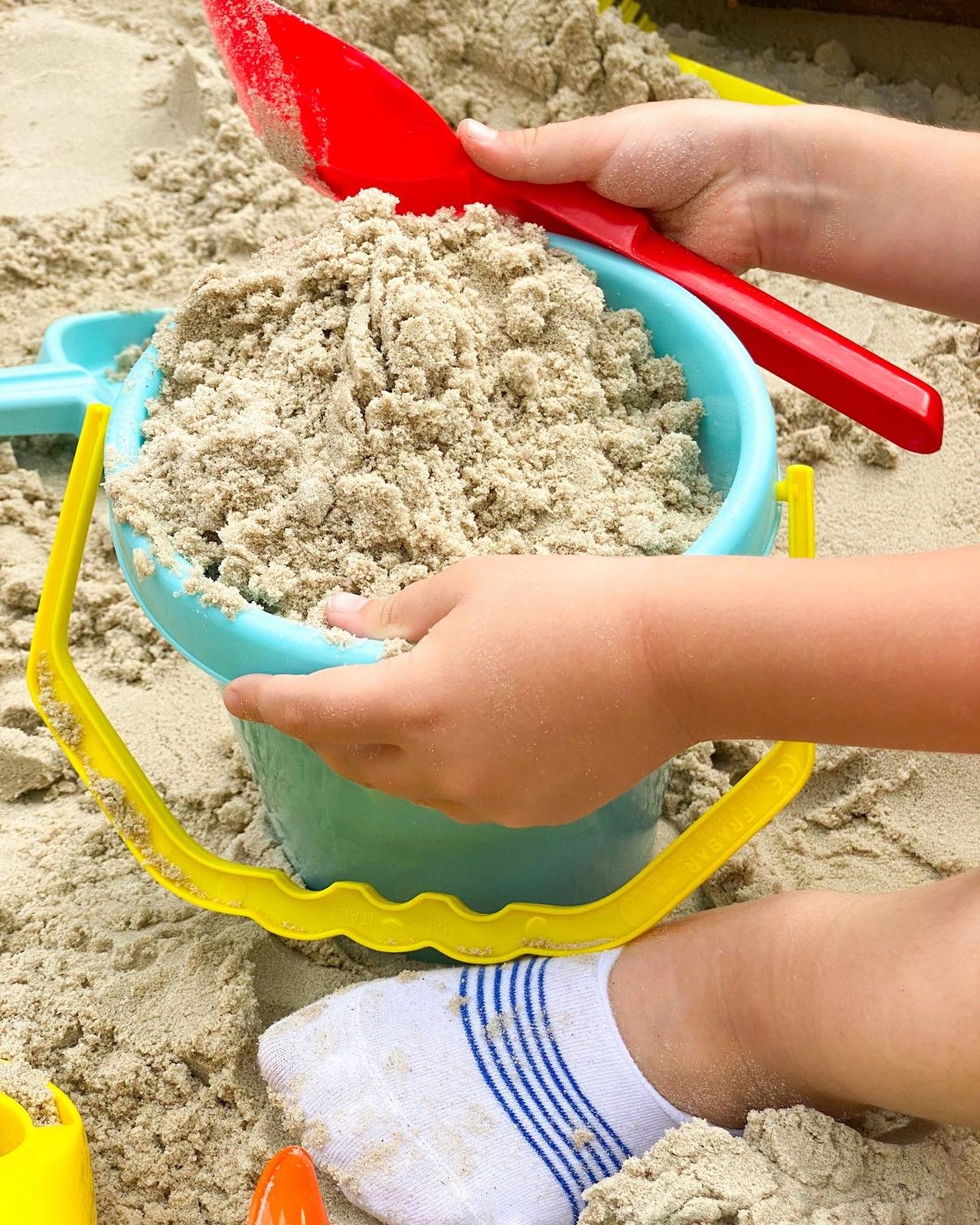 Piasek kwarcowy do piaskownic atest 25kg GRATIS