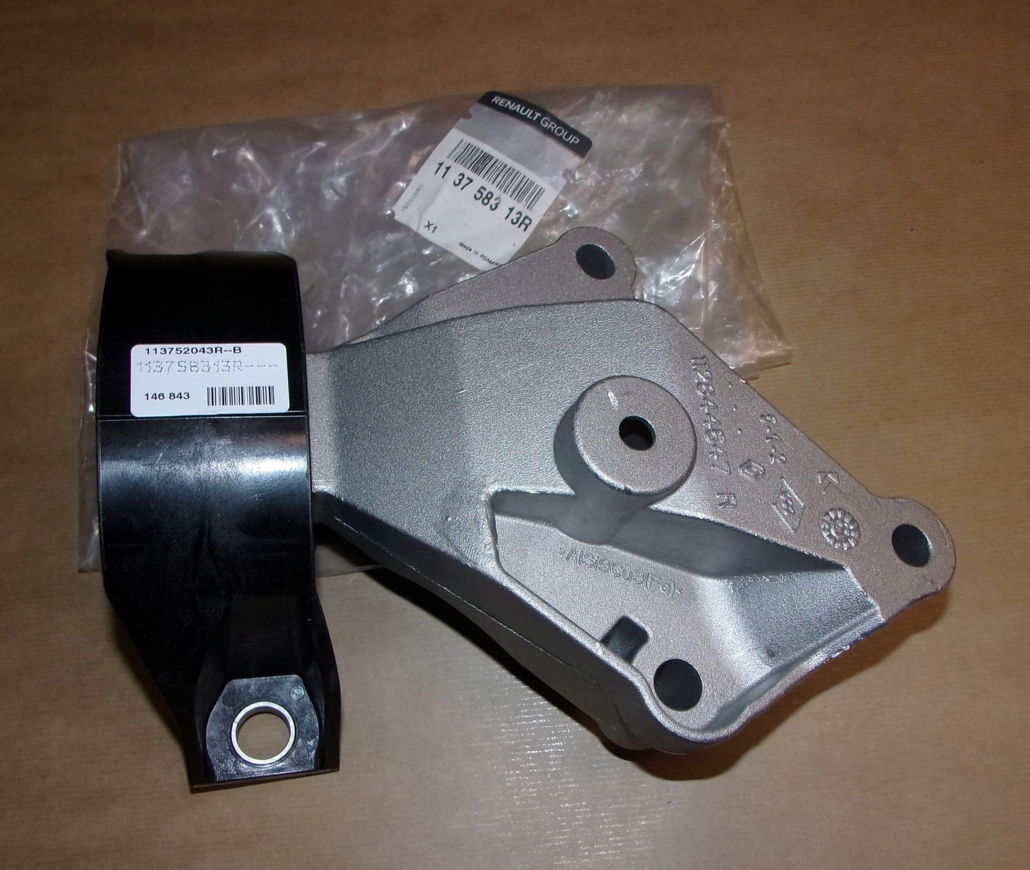 Silentblok Motoru R Captur,clio IV 0.9TCE 113758313R