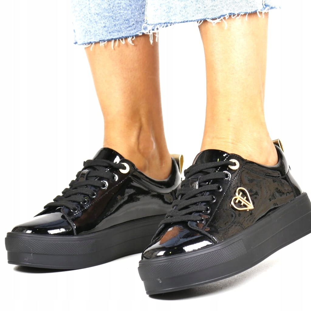 Černé Tenisky Dámské Kožené Tenisky Na Silné Podrážce, Srdce 36