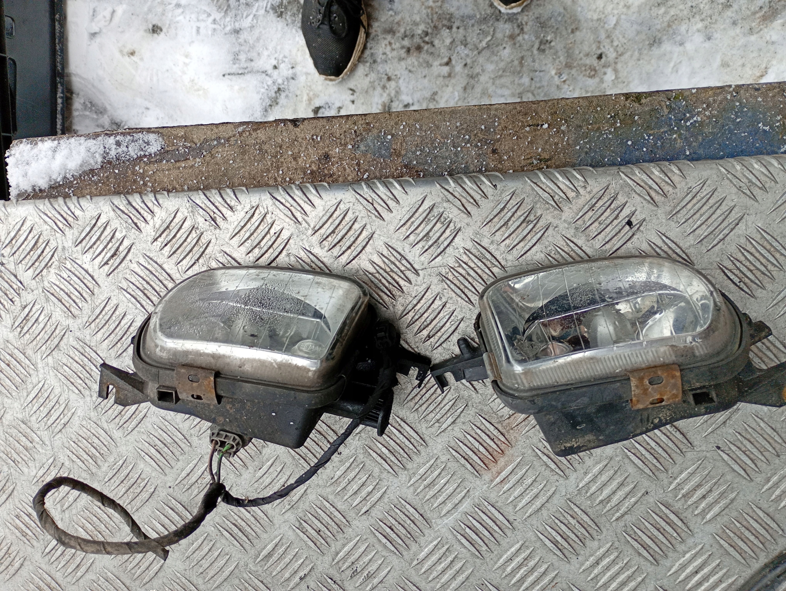 MERCEDES W203 Nebelscheinwerfer links oder rechts vorne