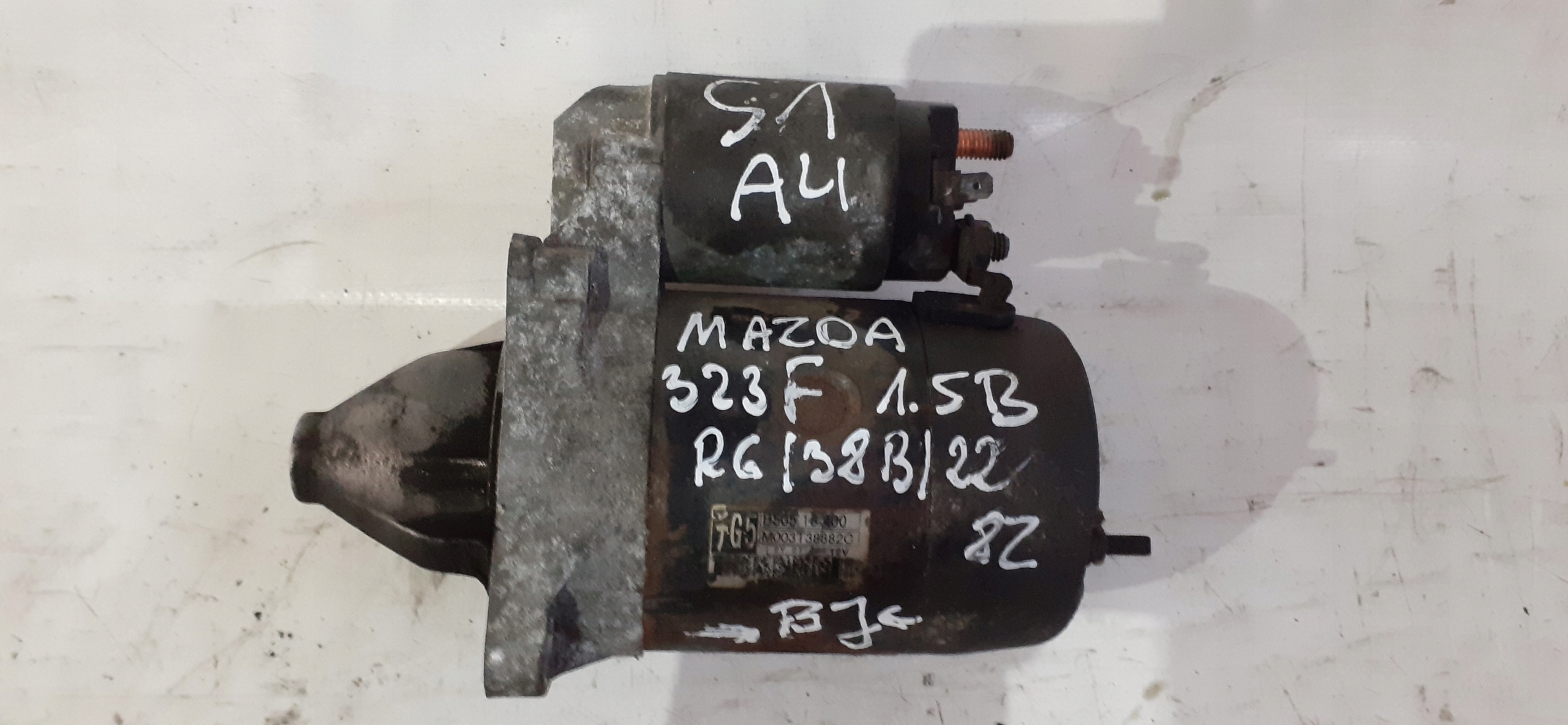 starter Mazda 323F BJ 1.5B