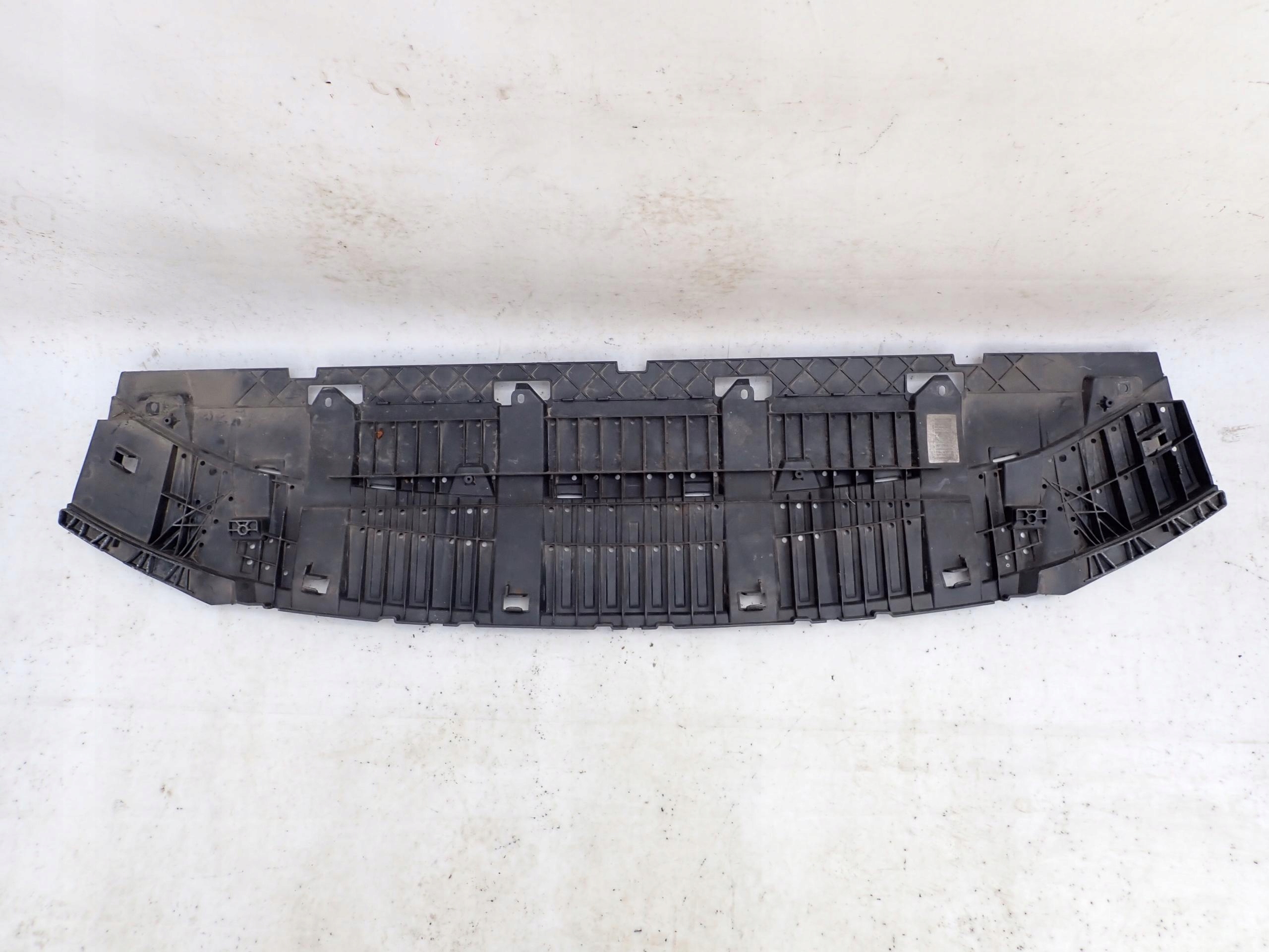 AUDI Q3 und 1 LIFT 14-18 Blende Abdeckung abdeckung unter Stoßstange