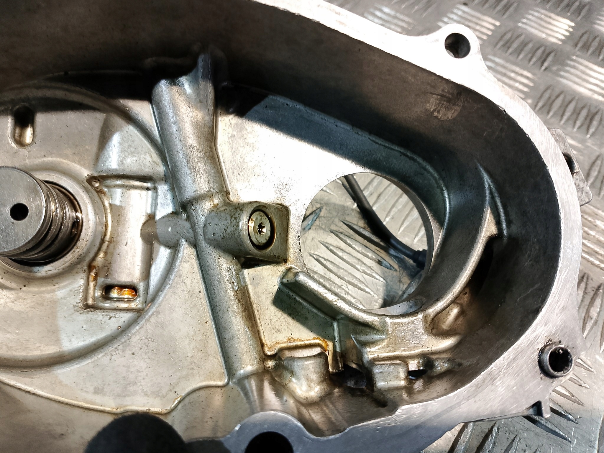 Couvercle carter distribution AUDI A4 B6 2.0 FSI 06D103530Q