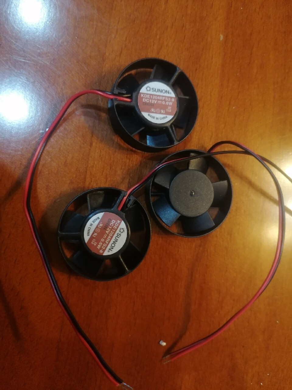 Lampa Bioptron Compact III firmy Zepter-nowy wentylator