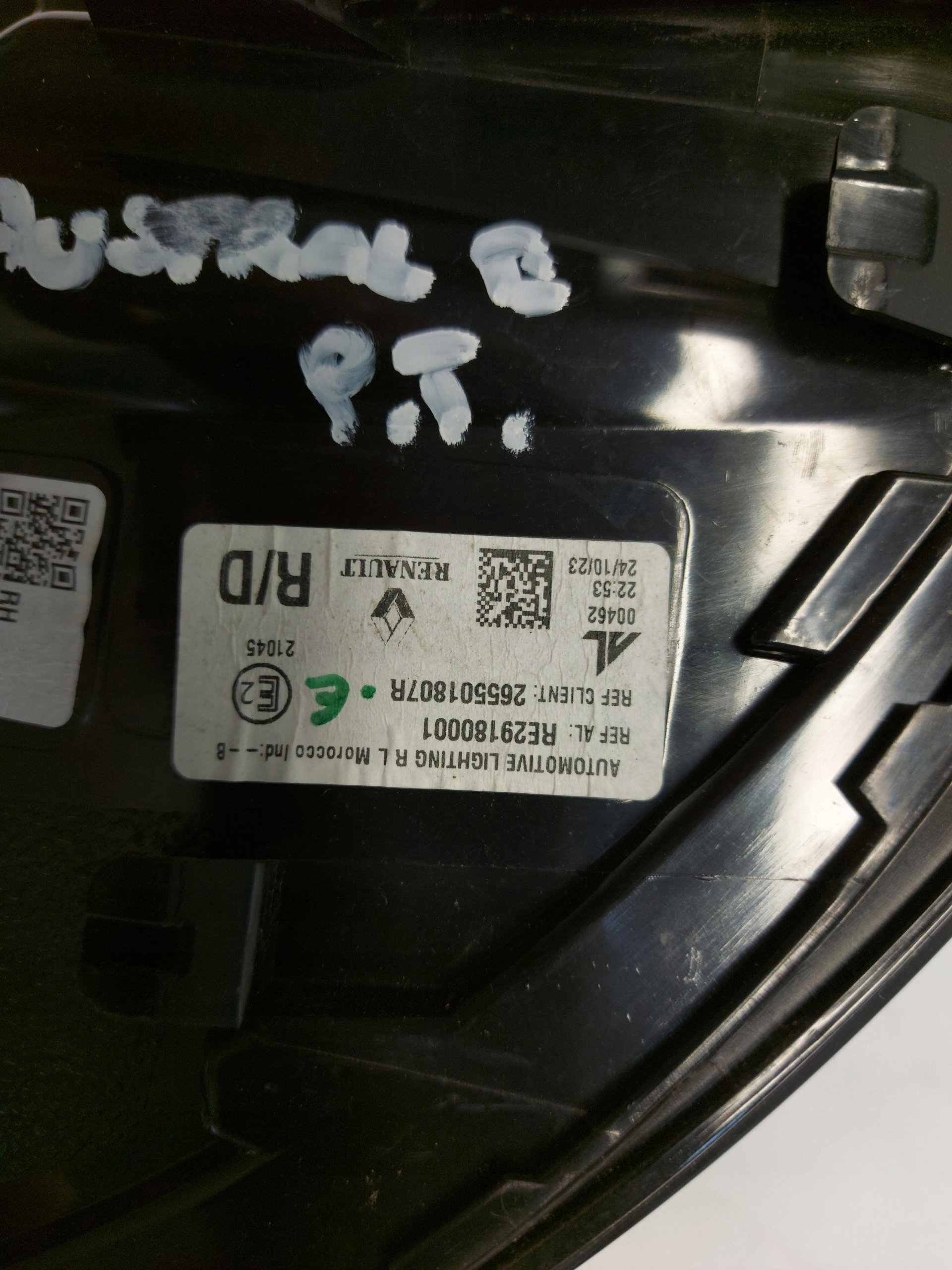 RENAULT AUSTRAL E light right rear part 265501807R