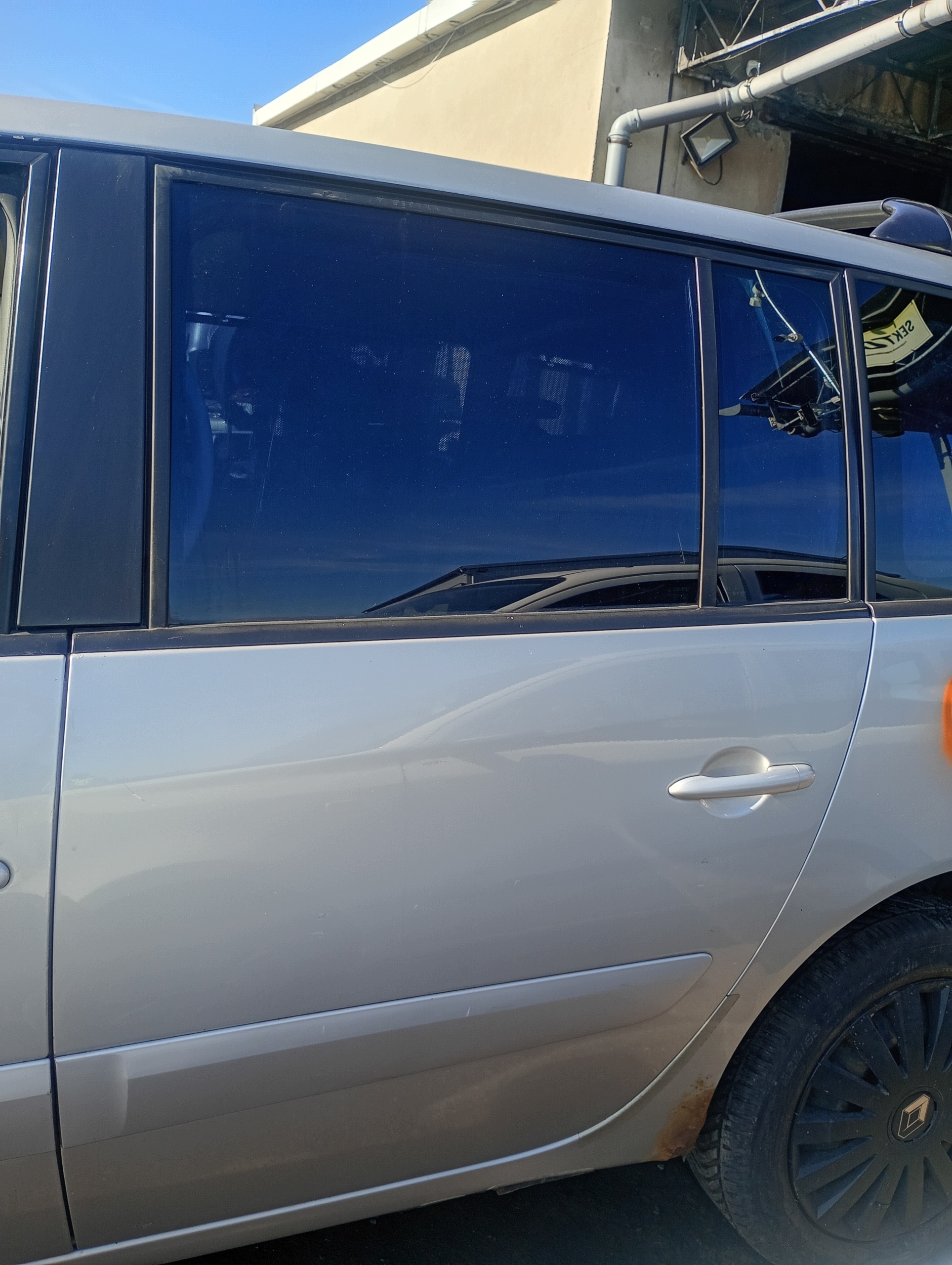 door left rear. rear part Renault Espace IV 4 03-12 code lakieru TED69
