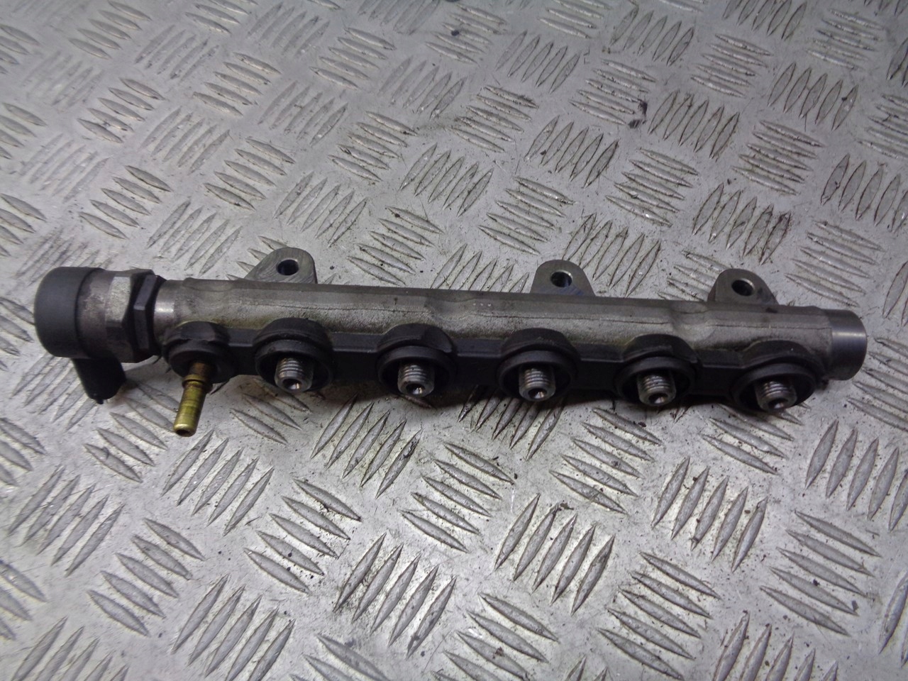 LISTWA WTRYSKOWA RENAULT ESPACE IV 8200426550 Numer katalogowy części H8200426550
