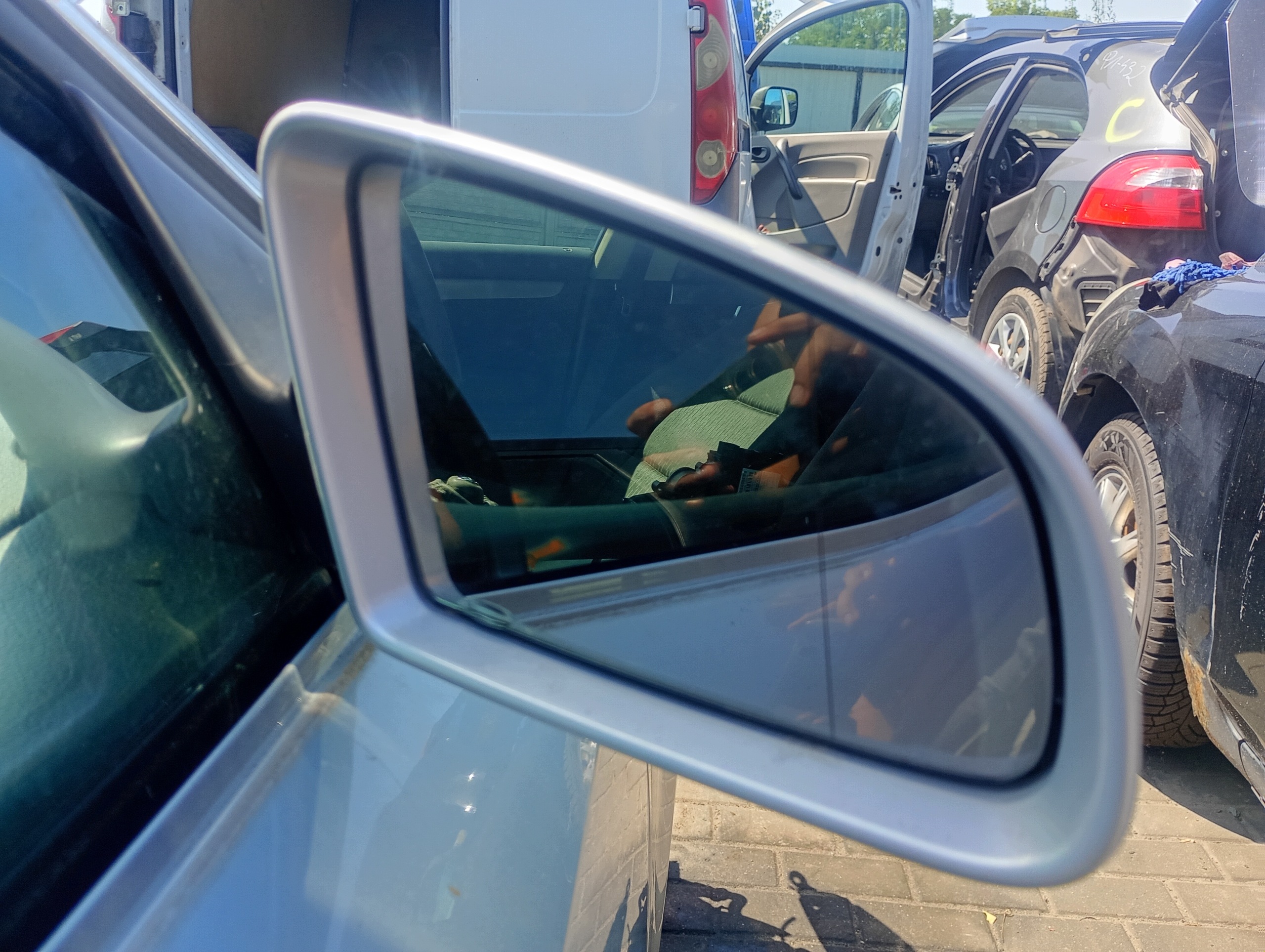 mirror right electrics Audi A4 B7 05-08 kod lakieru 5B5B