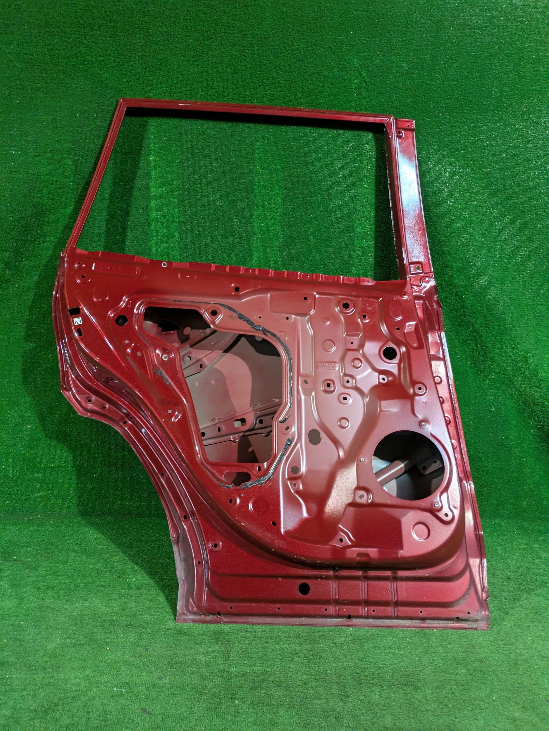 door rear. left left rear part TOYOTA RAV4 V