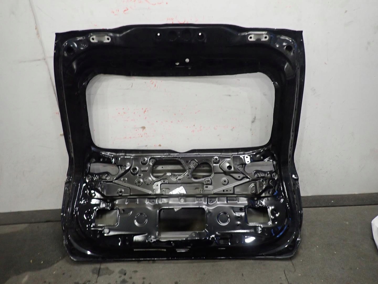trunk door TOYOTA RAV4 V 2018
