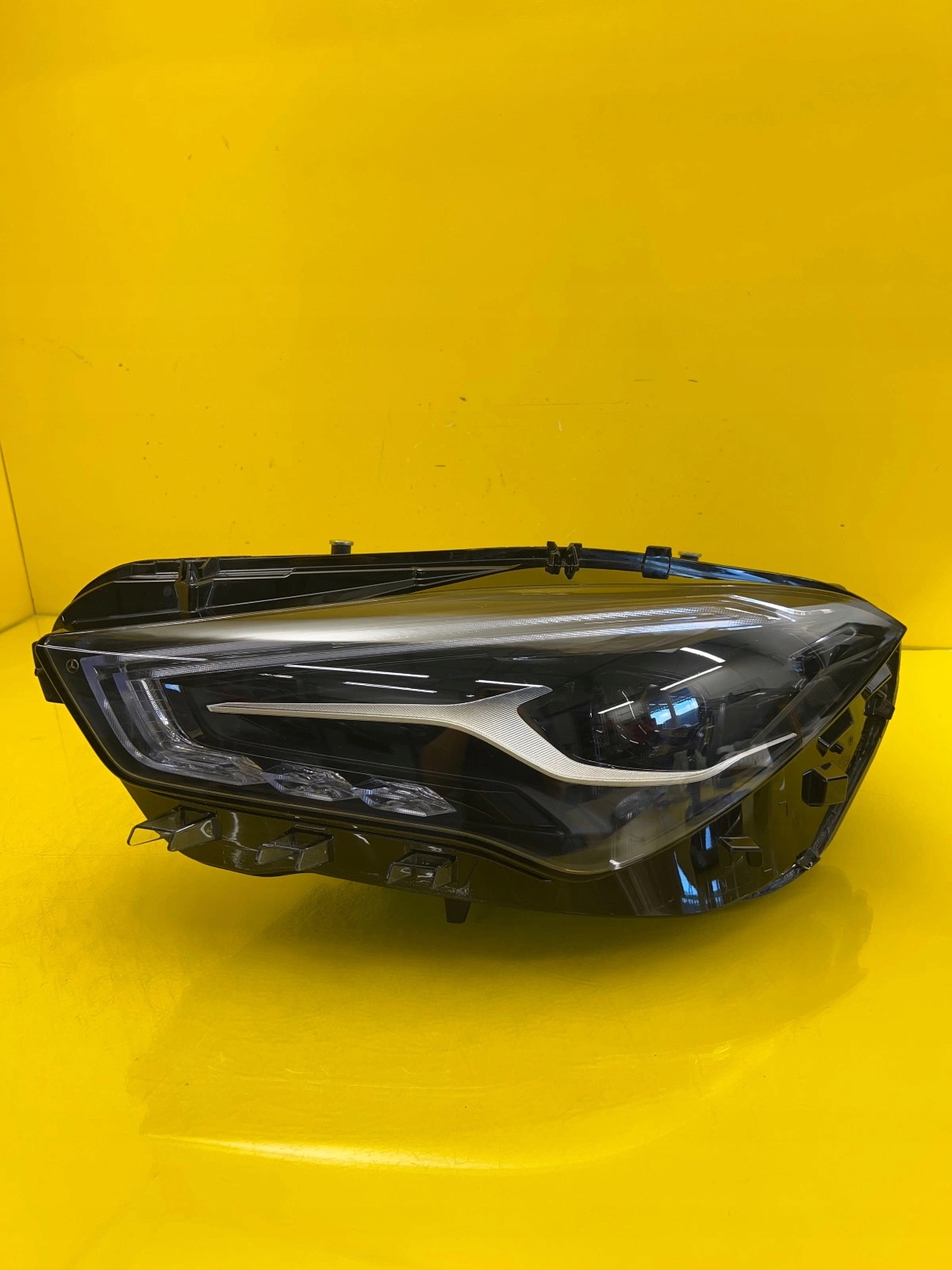 light left Mercedes CLA W118 Full Led A1189068501