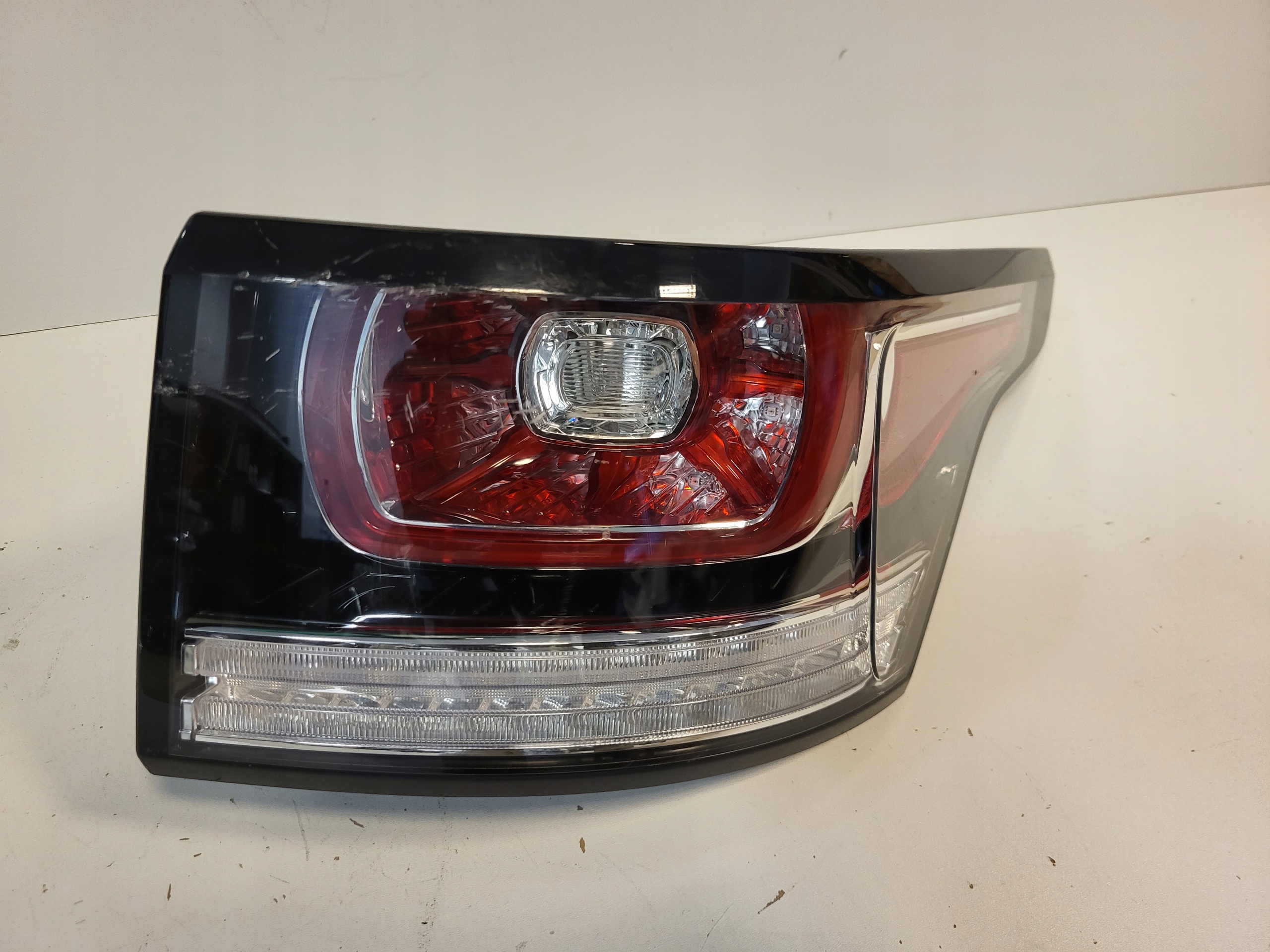 Фара задняя права RANGE ROVER SPORT II L494 2013-2017r